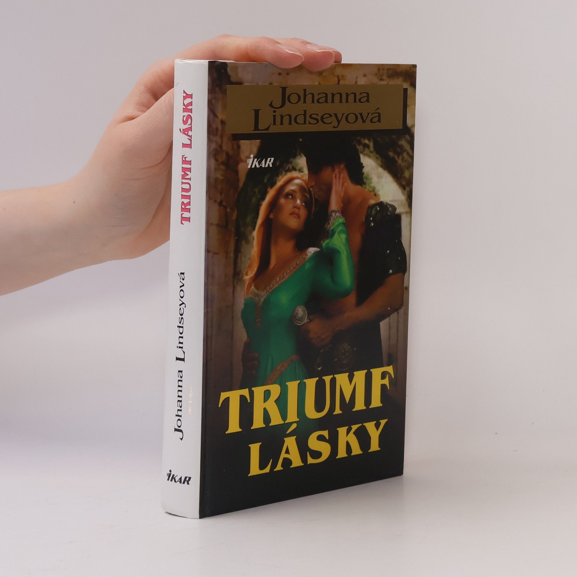 Johanna Lindsey Triumf lásky