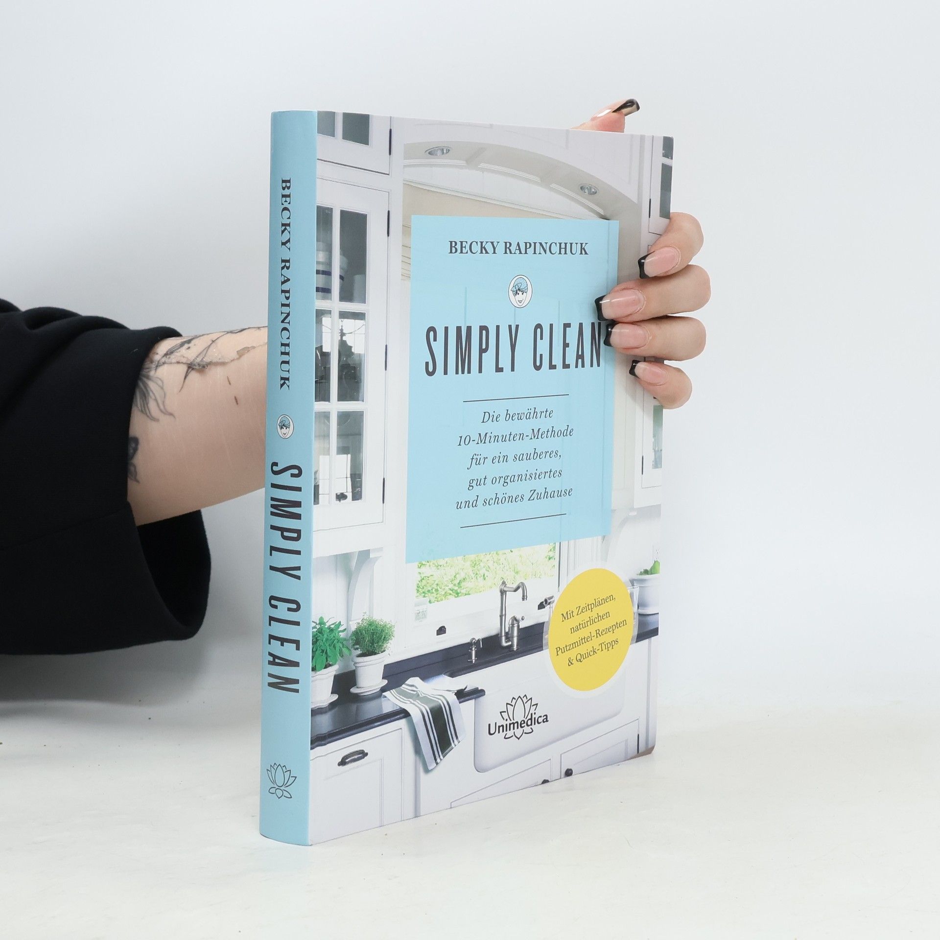 Becky Rapinchuk Simply clean