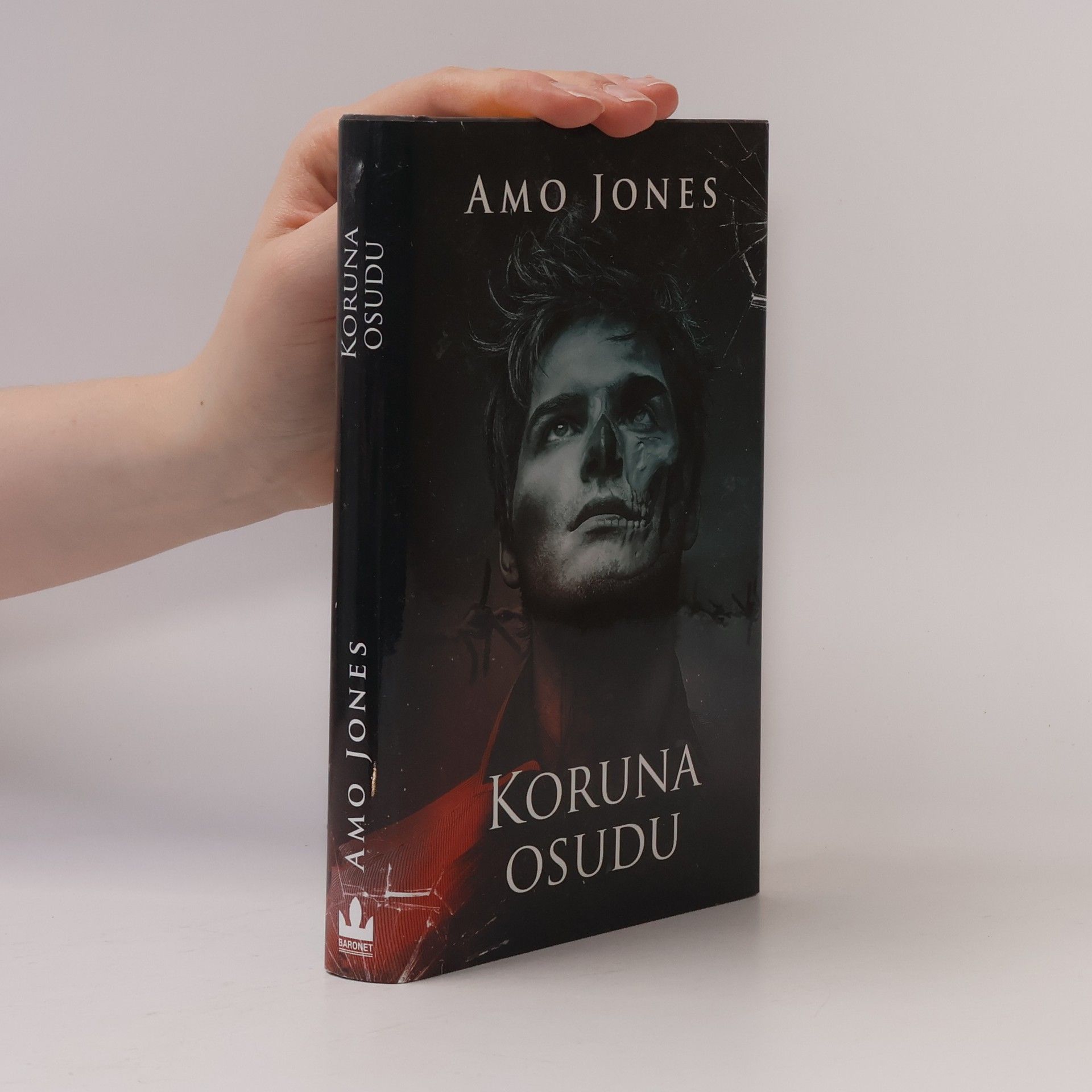 Amo Jones Koruna osudu