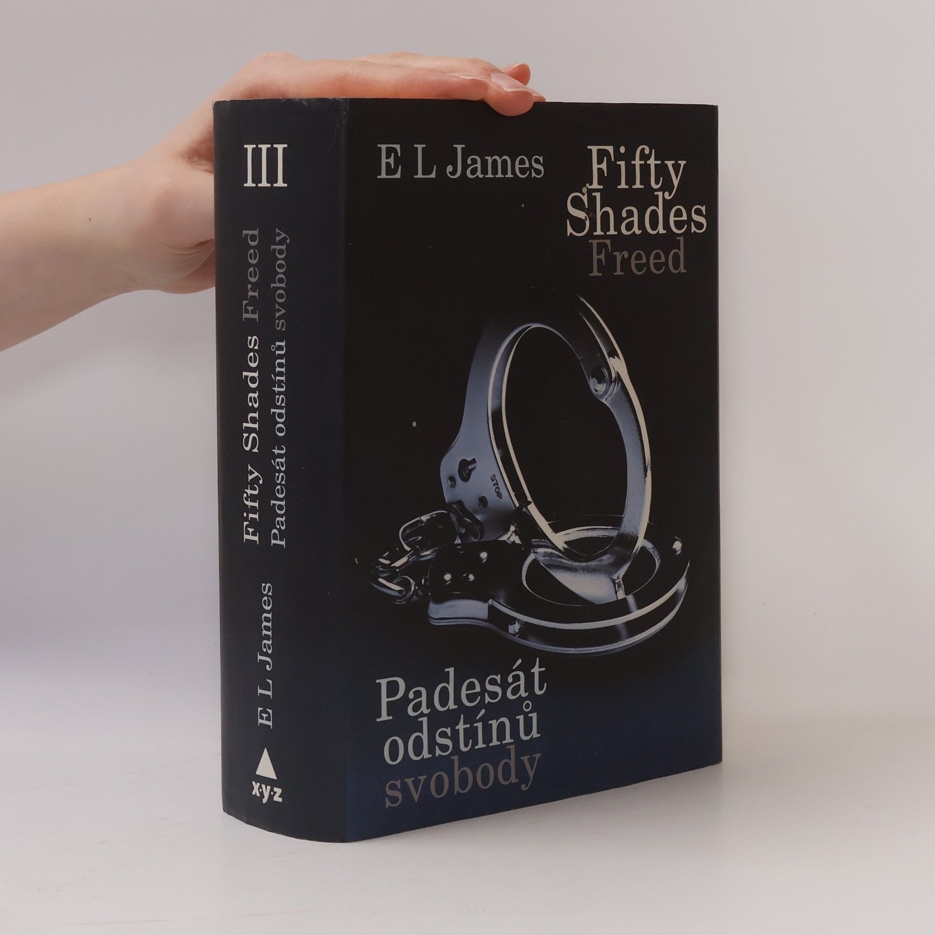 E L James Padesát odstínů svobody