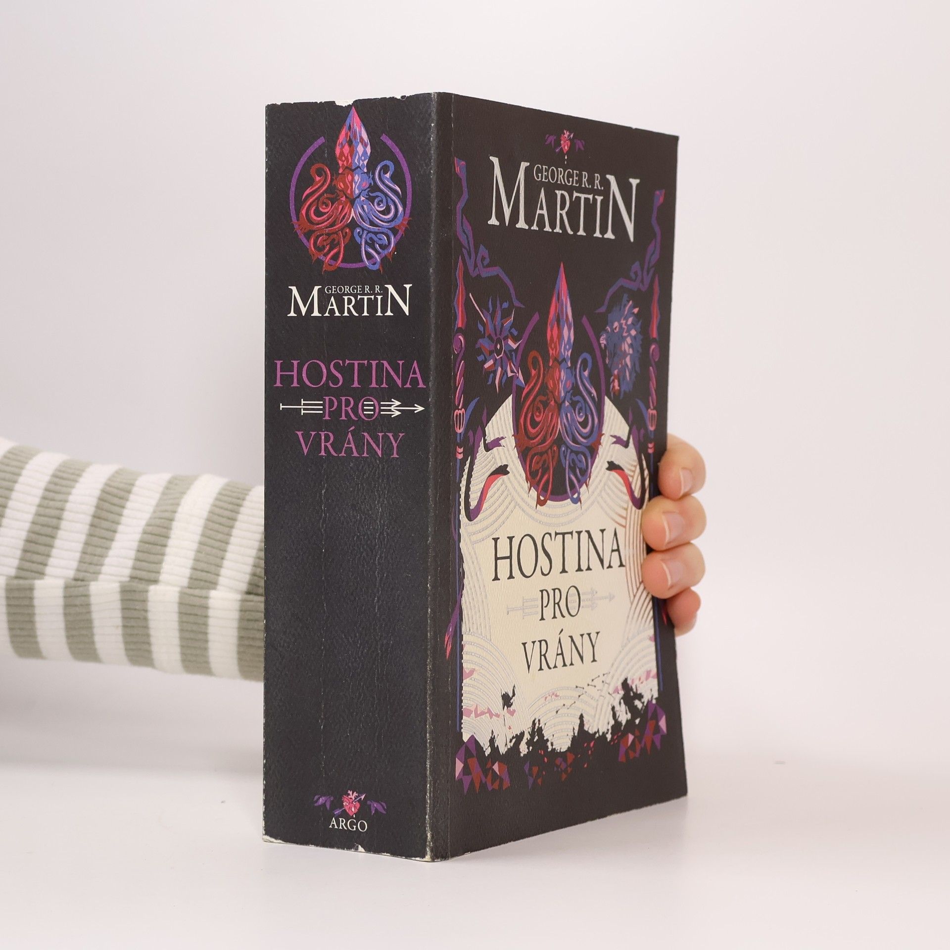 George R. R. Martin Hostina pro vrány