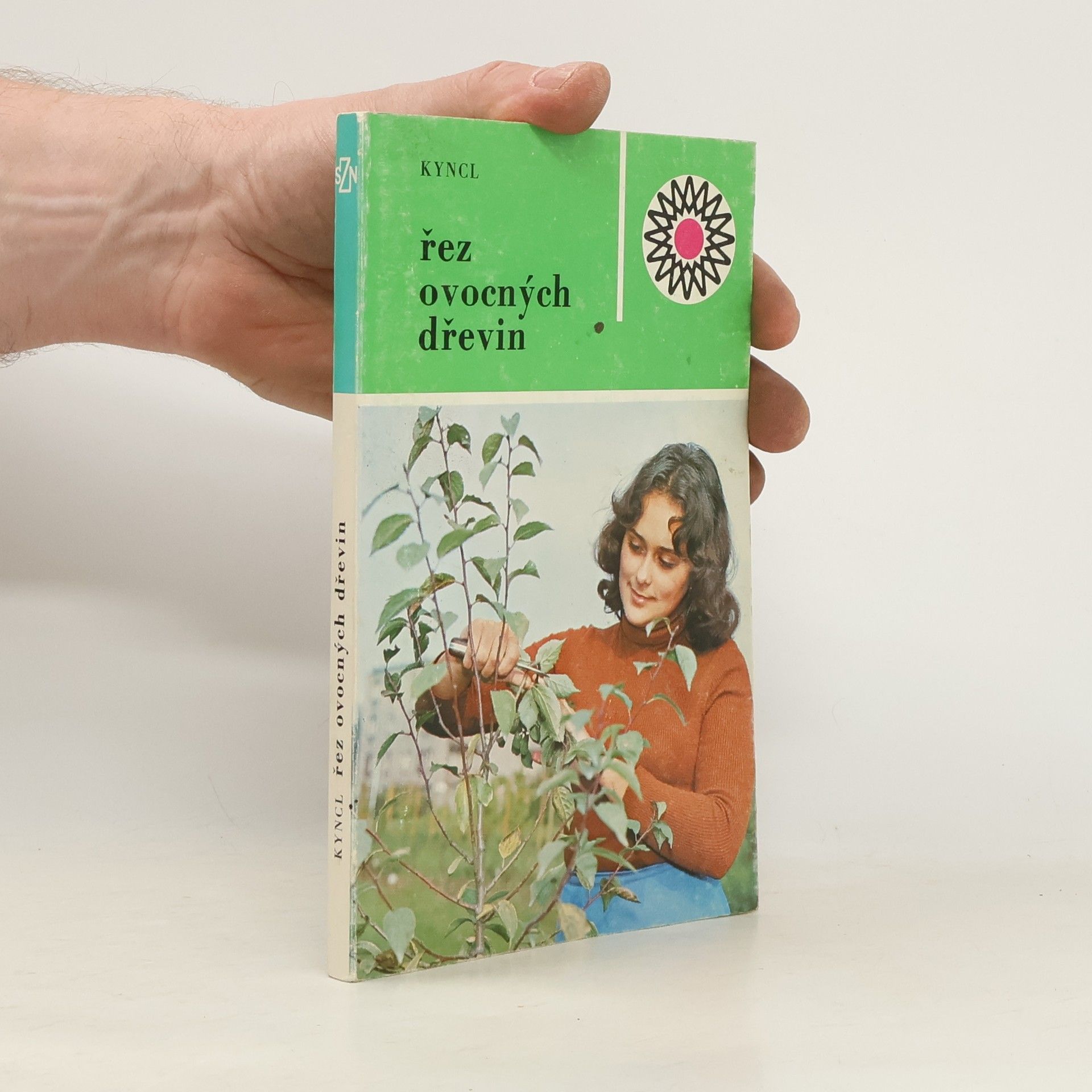 František Kyncl Řez ovocných dřevin