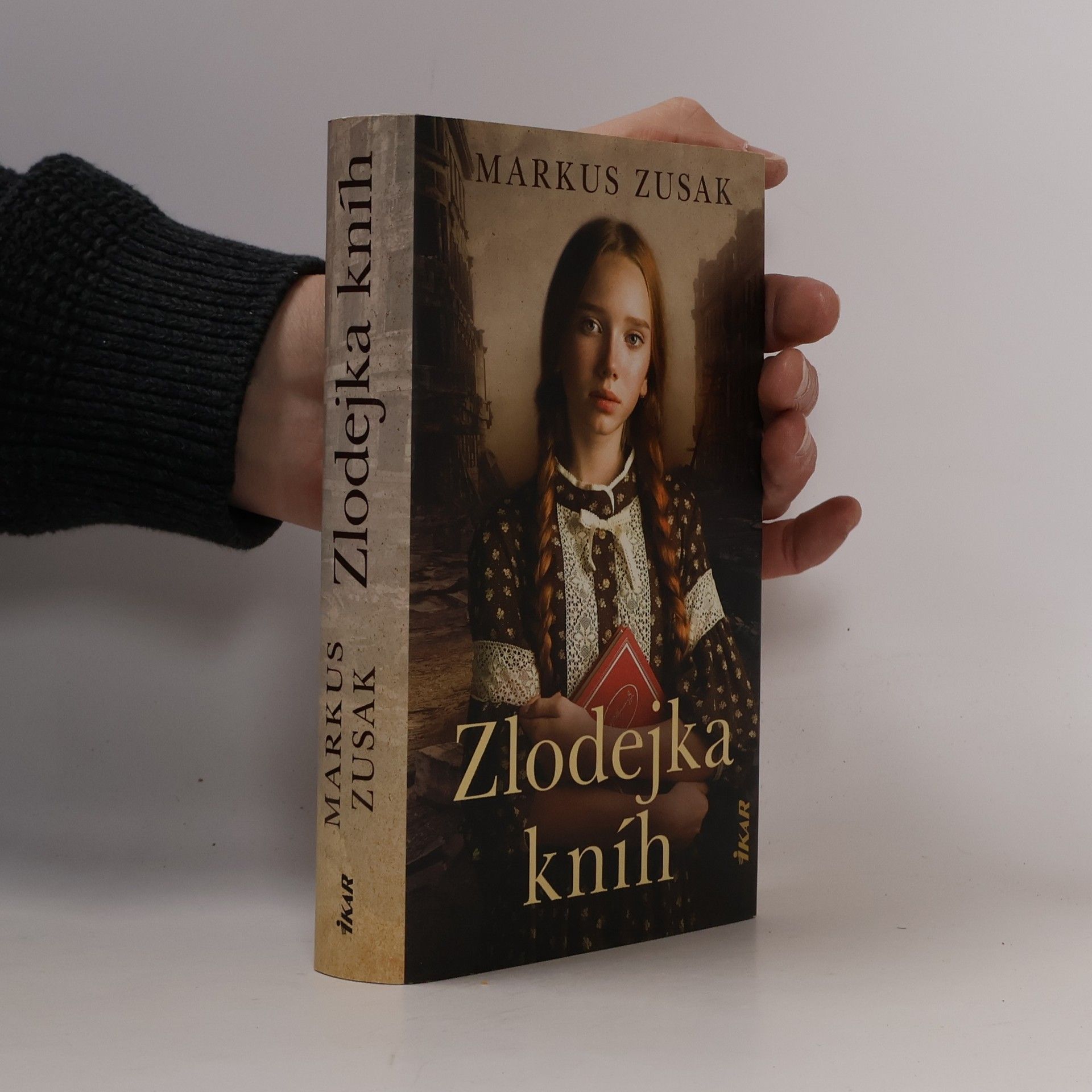 Markus Zusak Zlodejka kníh