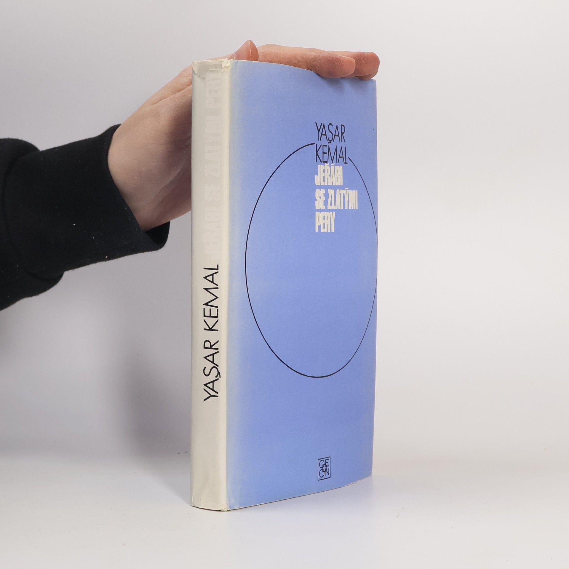 Jeřábi se zlatými pery