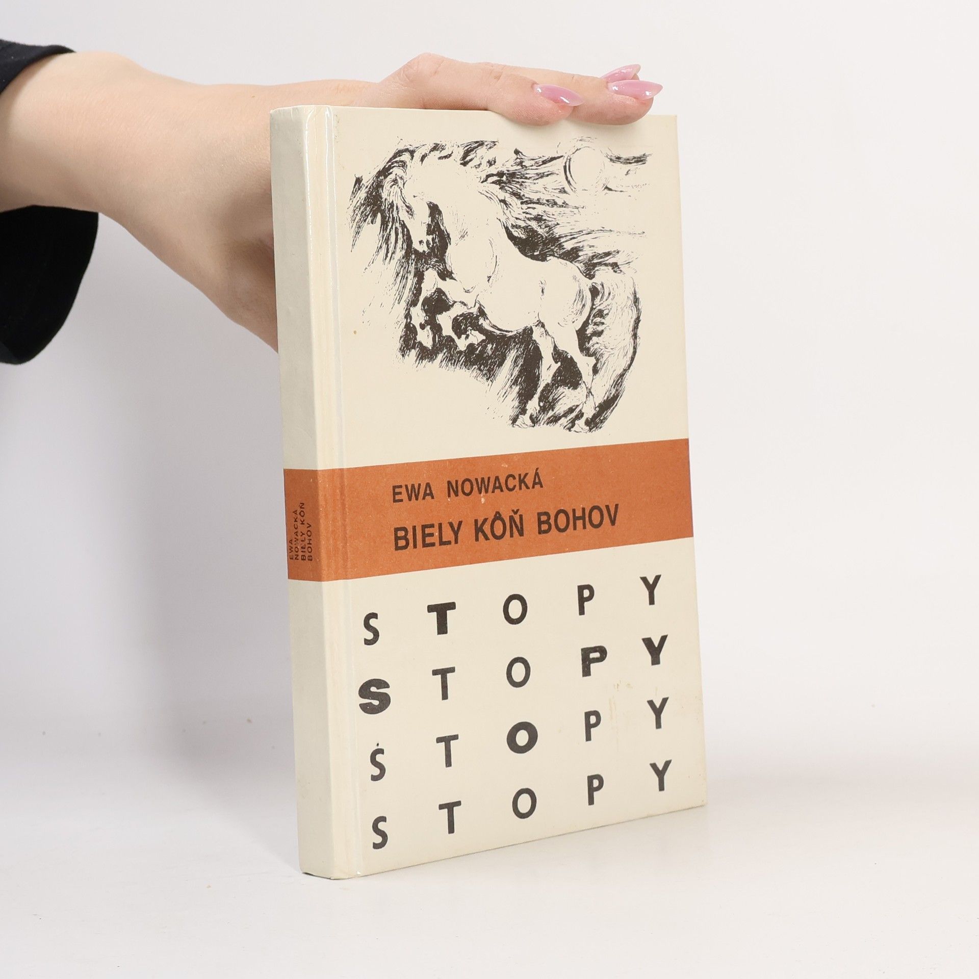 Ewa Nowacka Biely kôň bohov