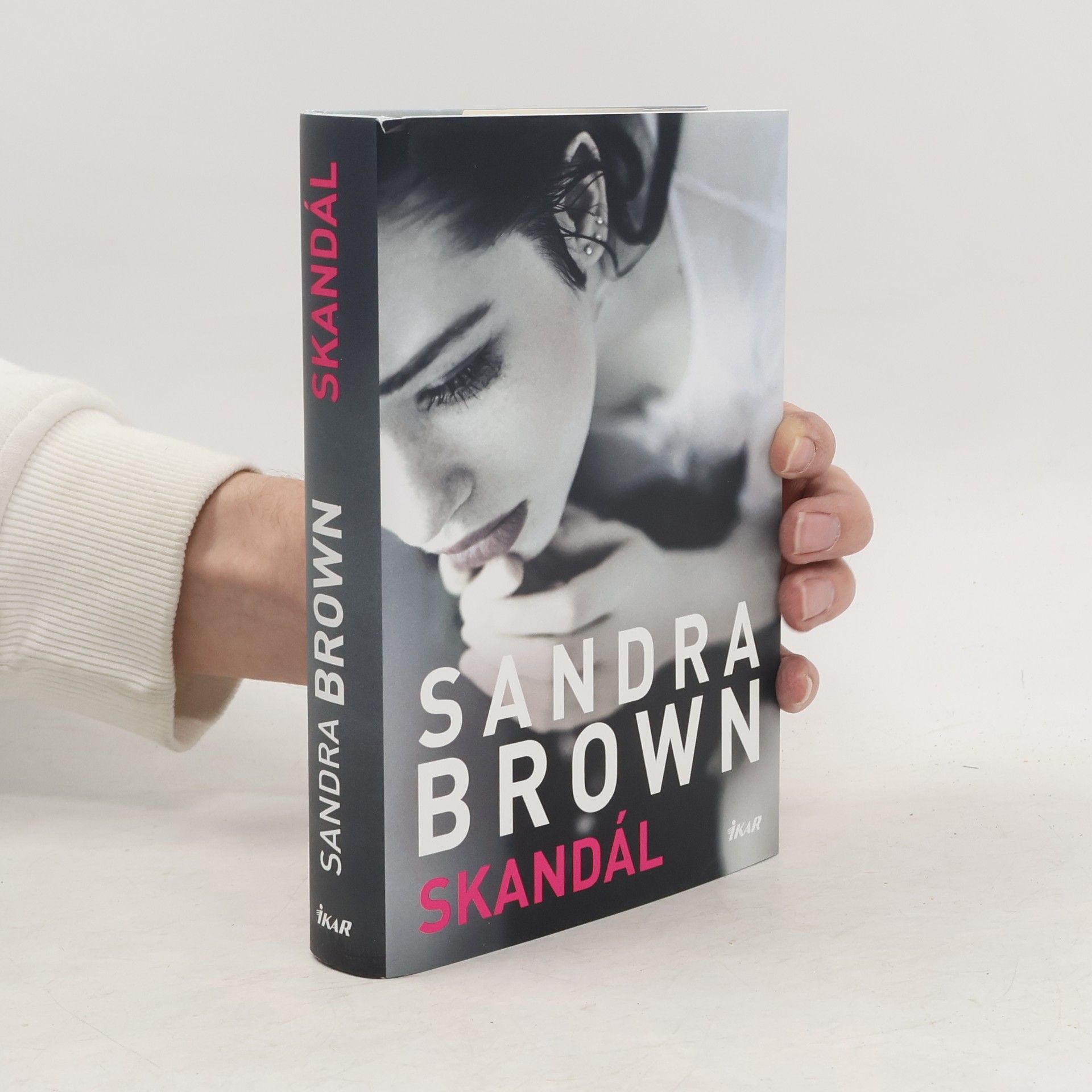 Sandra Brown Skandál