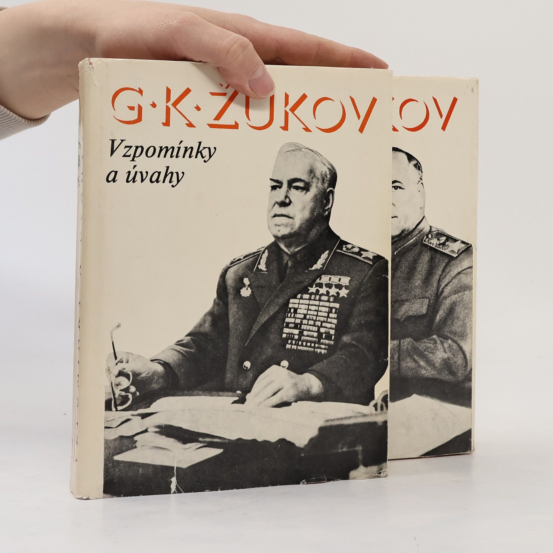 Georgij Konstantinovič Žukov Vzpomínky a úvahy 1.-2. díl