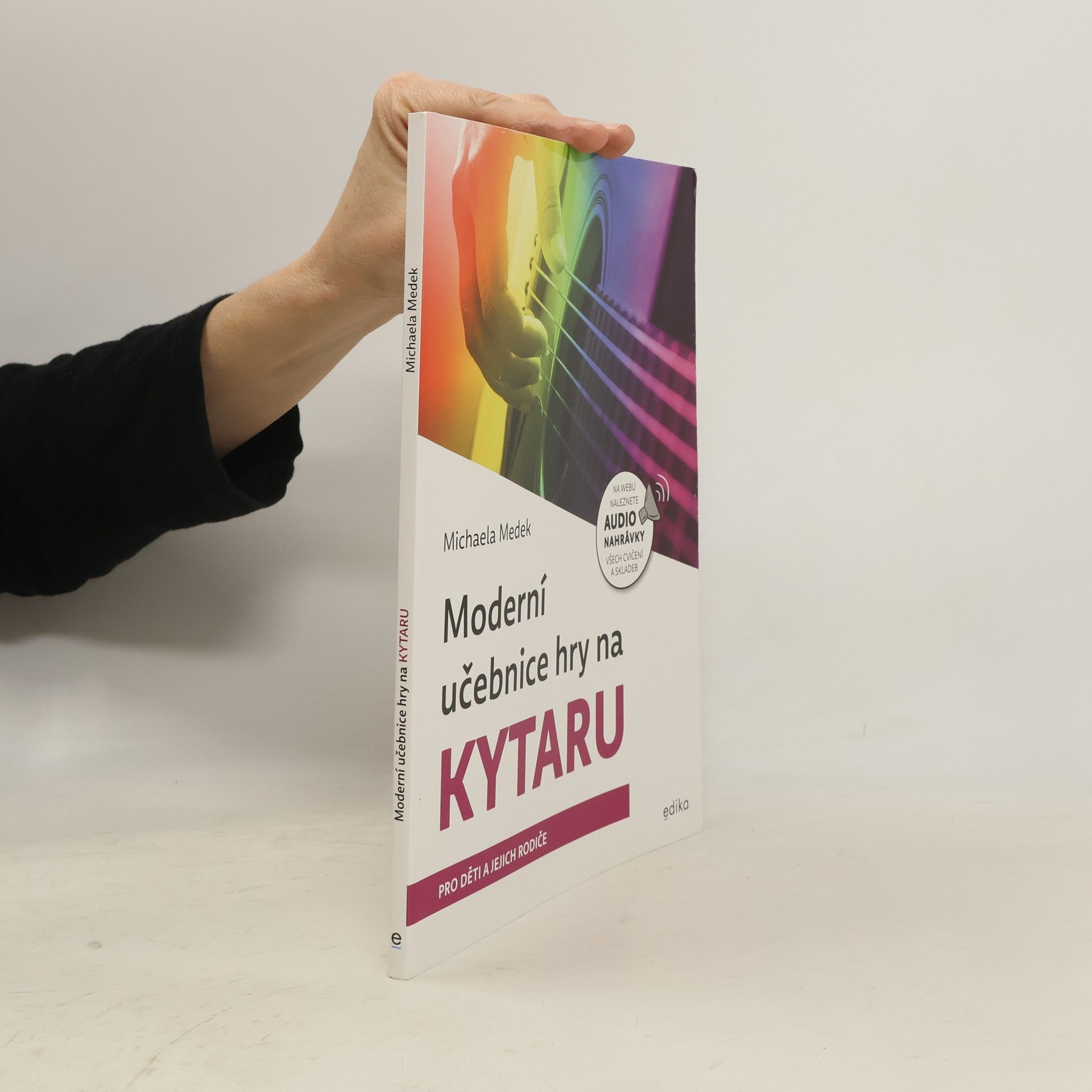 Michaela Medek Moderní učebnice hry na kytaru