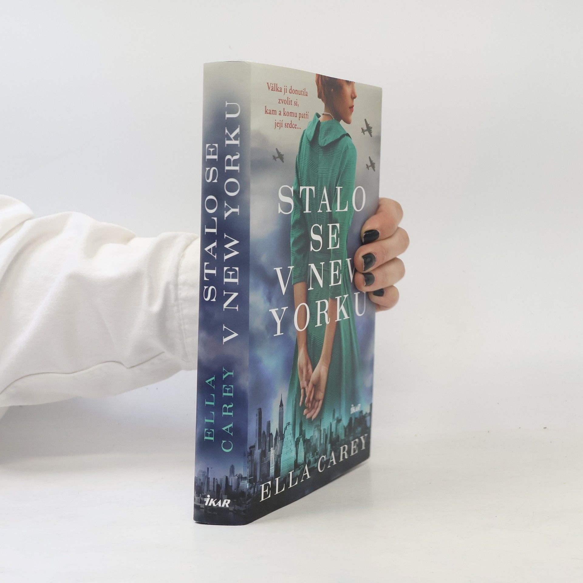 Ella Carey Stalo se v New Yorku