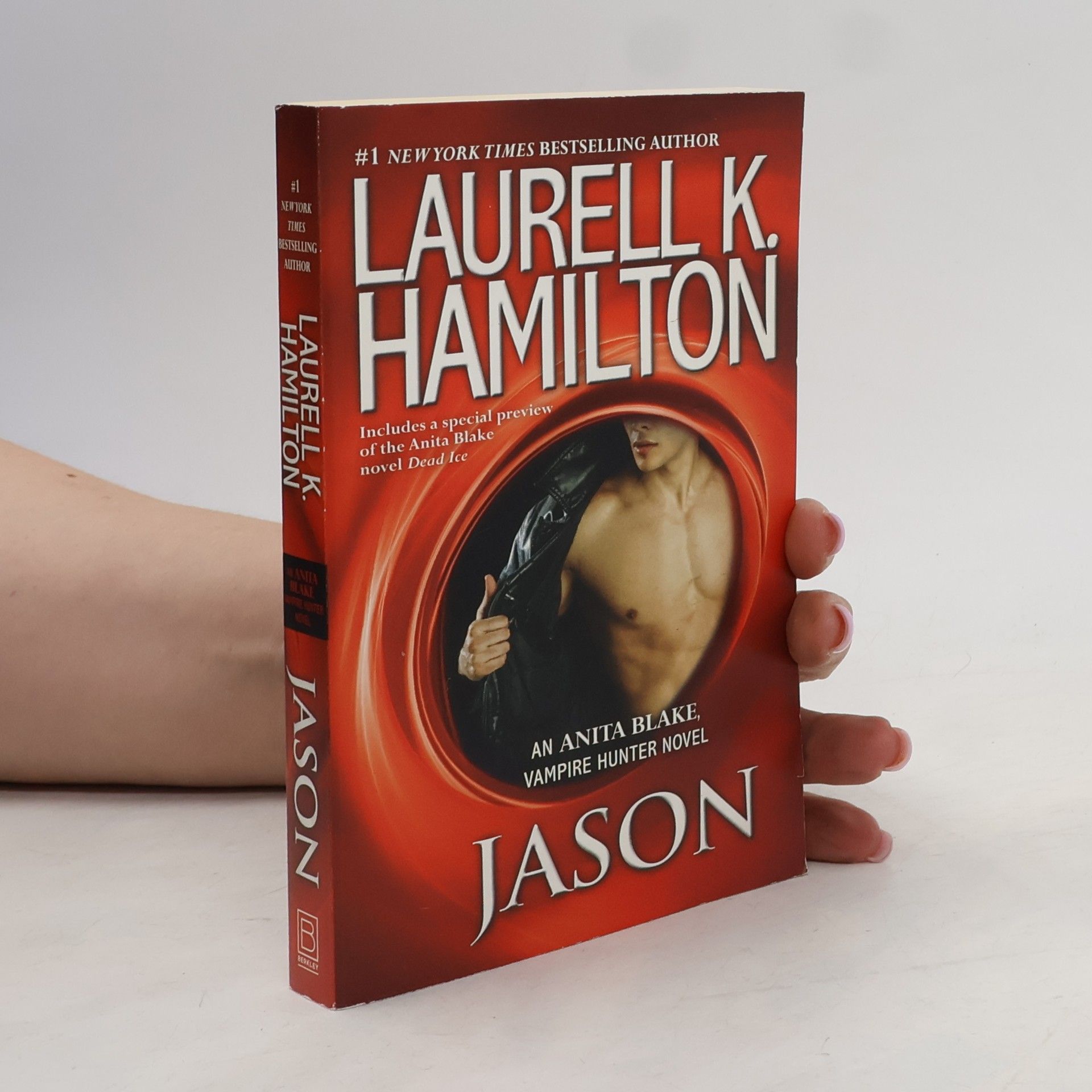 Laurell K. Hamilton Jason