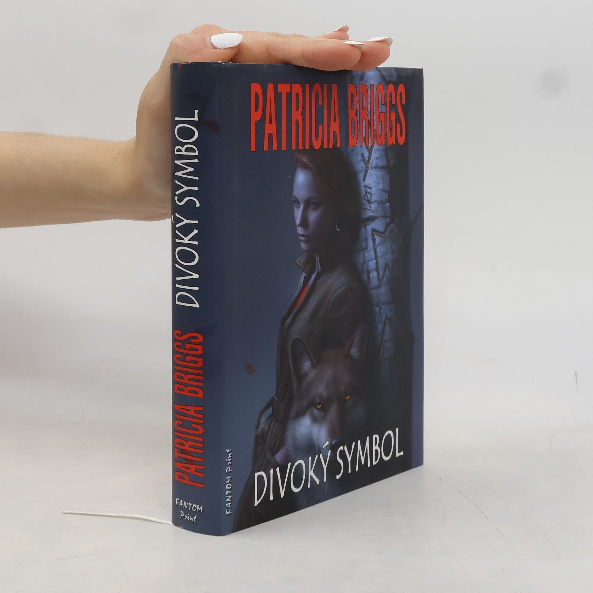 Patricia Briggs Divoký symbol