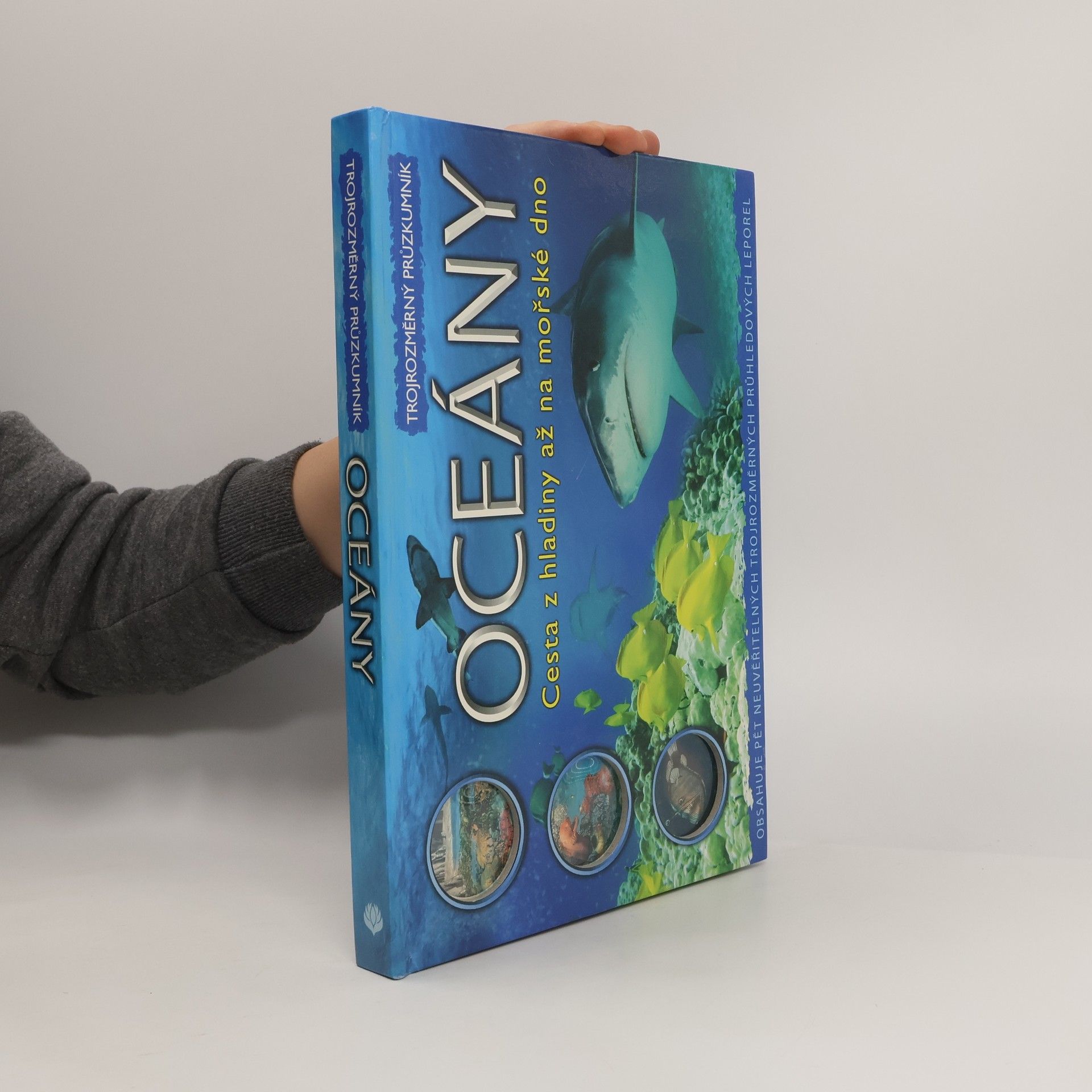 Jen Green Oceány: Cesta z hladiny až na mořské dno