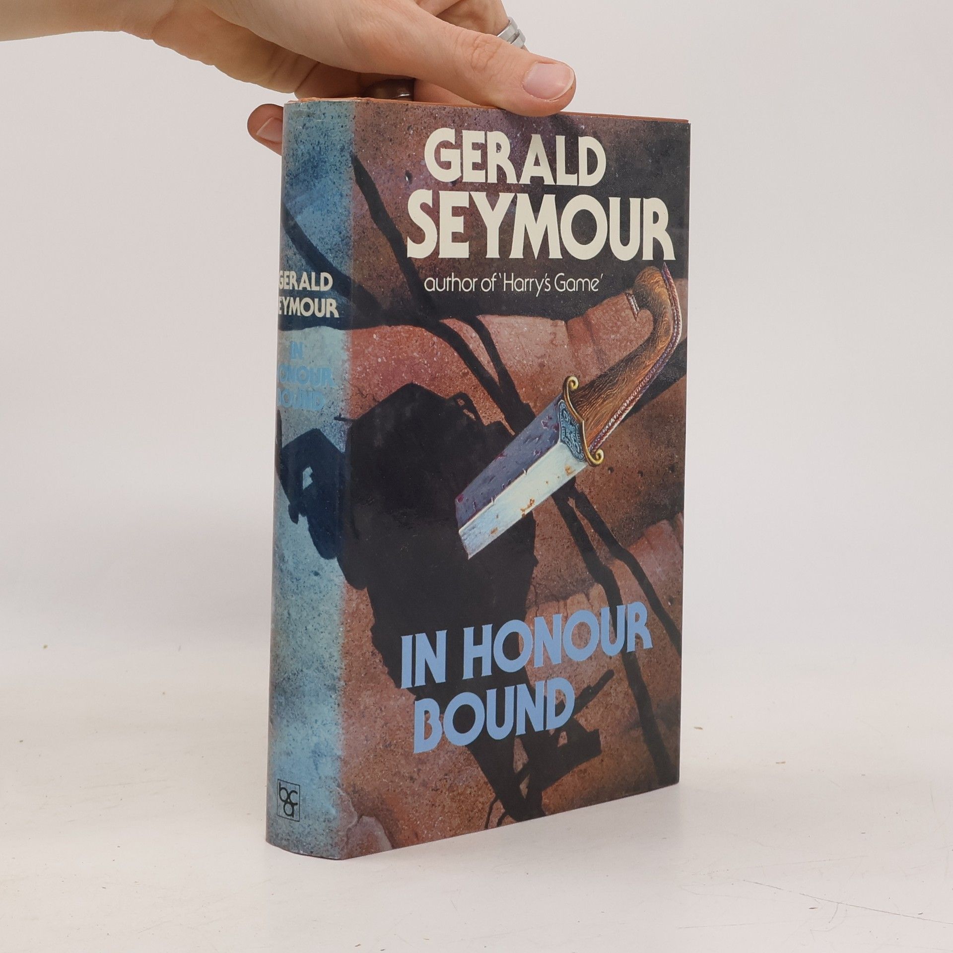 Gerald Seymour In Honour Bound