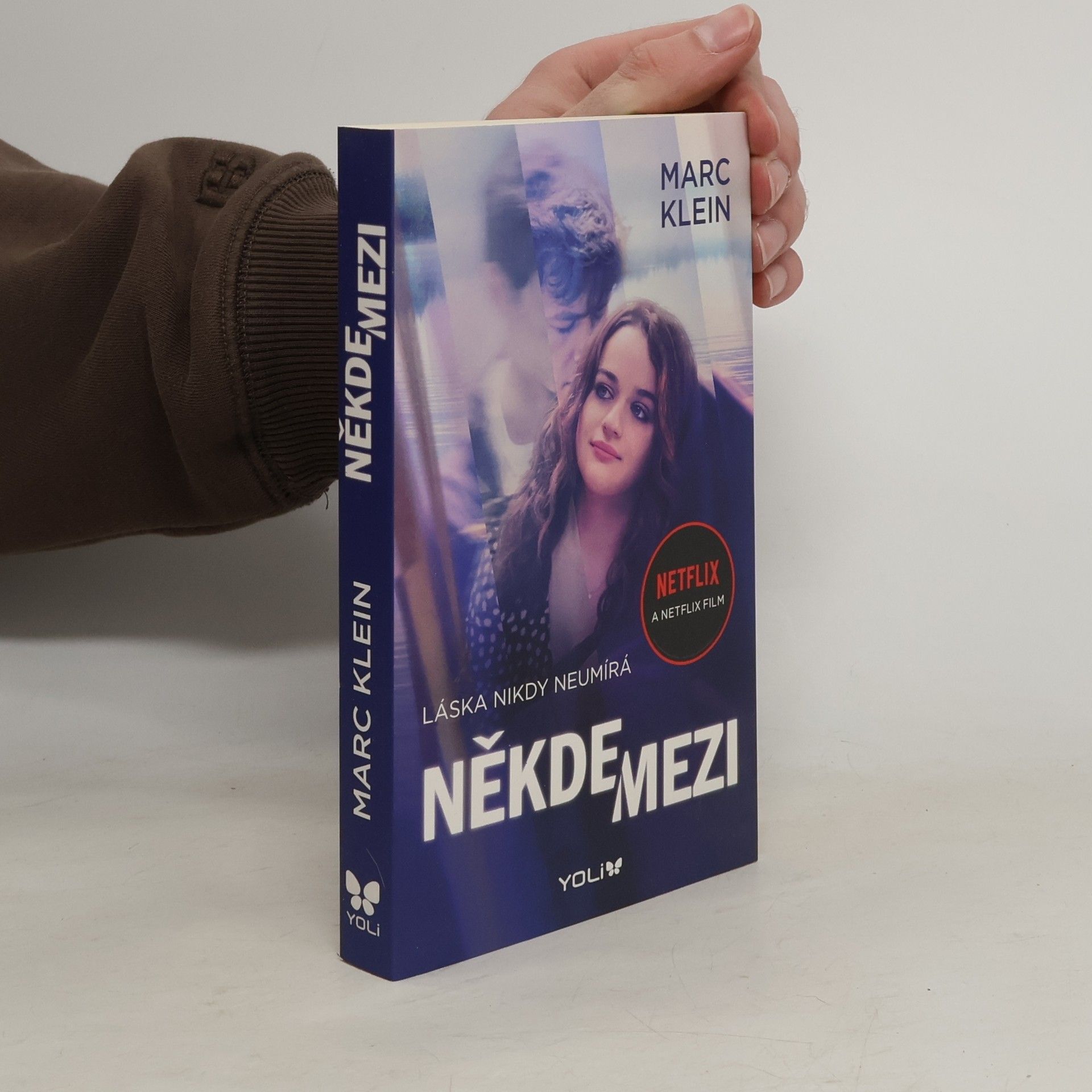 Marc Klein Někde mezi : láska nikdy neumírá