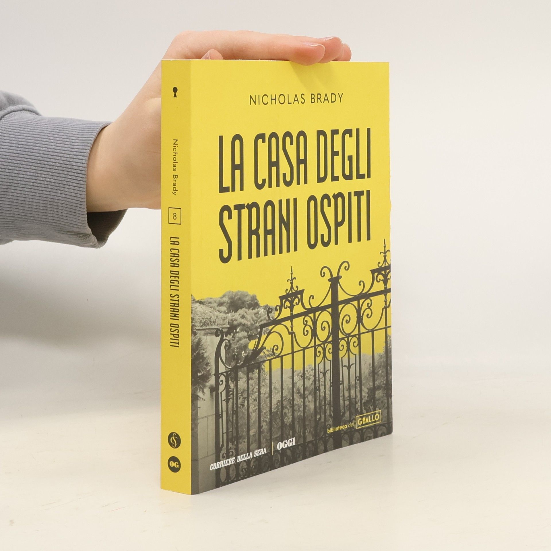 Nicholas Brady La casa degli strani ospiti