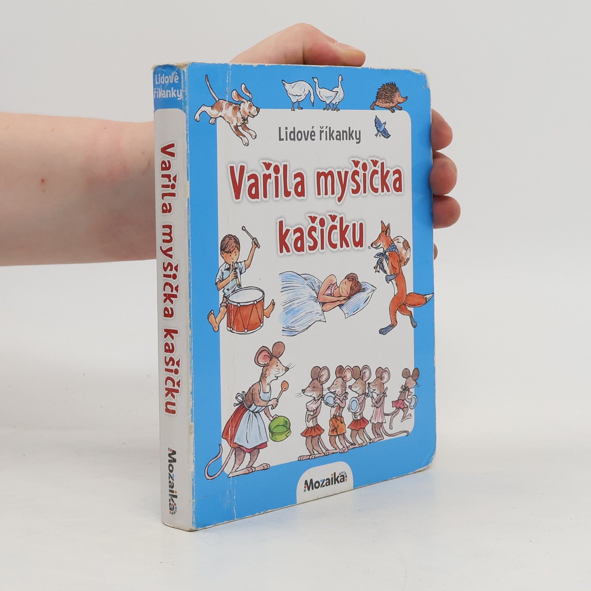 Roman Bureš Vařila myšička kašičku