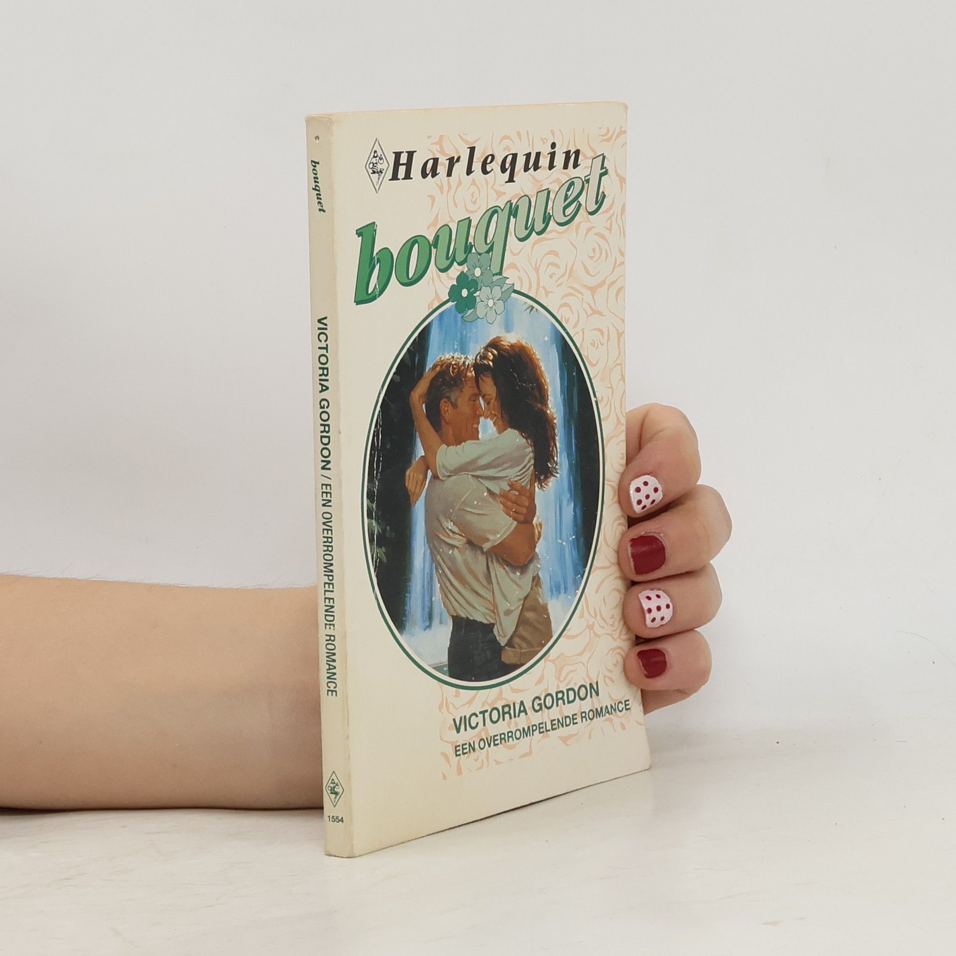 Harlequin bouquet - 1554: Een overrompelende romance