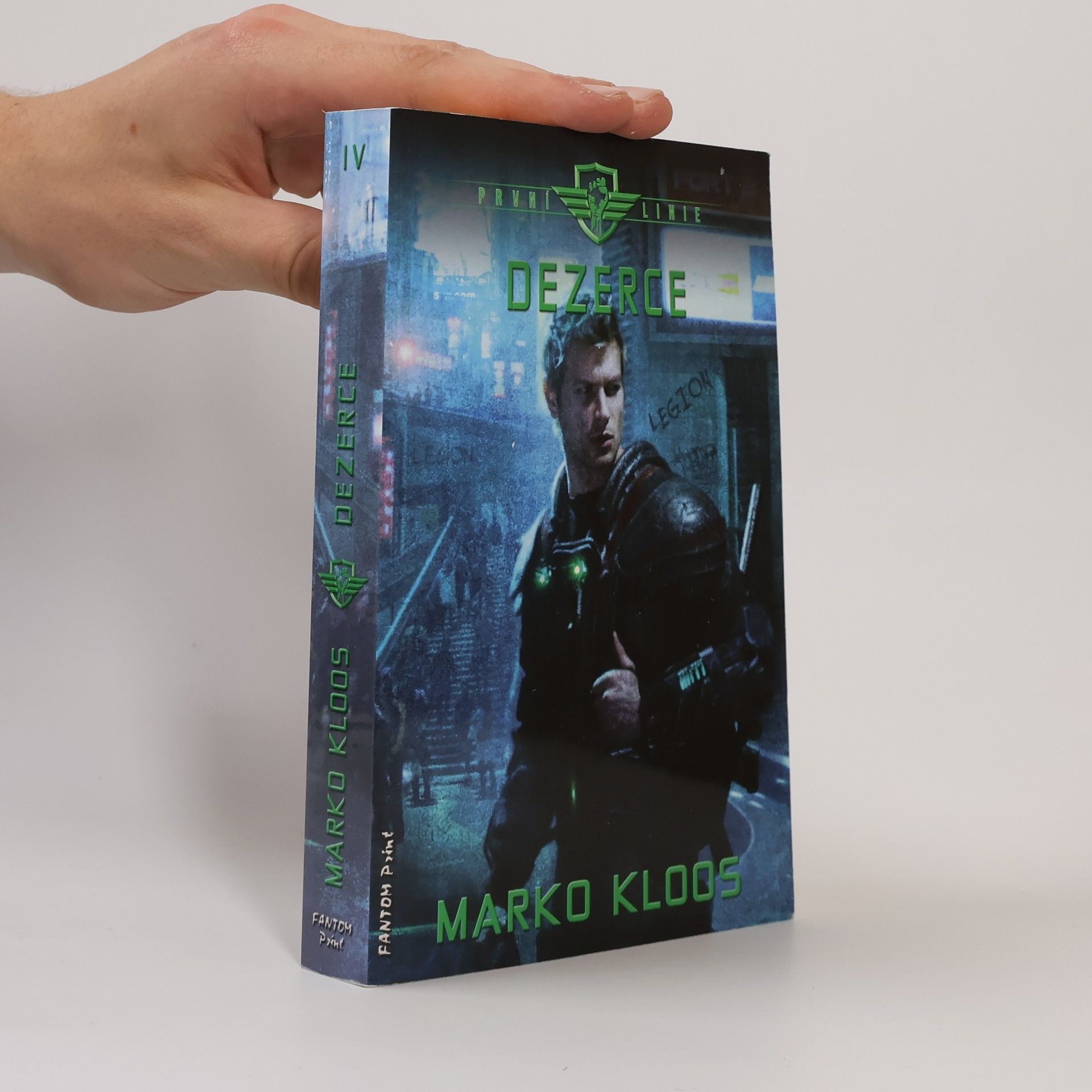 Marko Kloos Dezerce