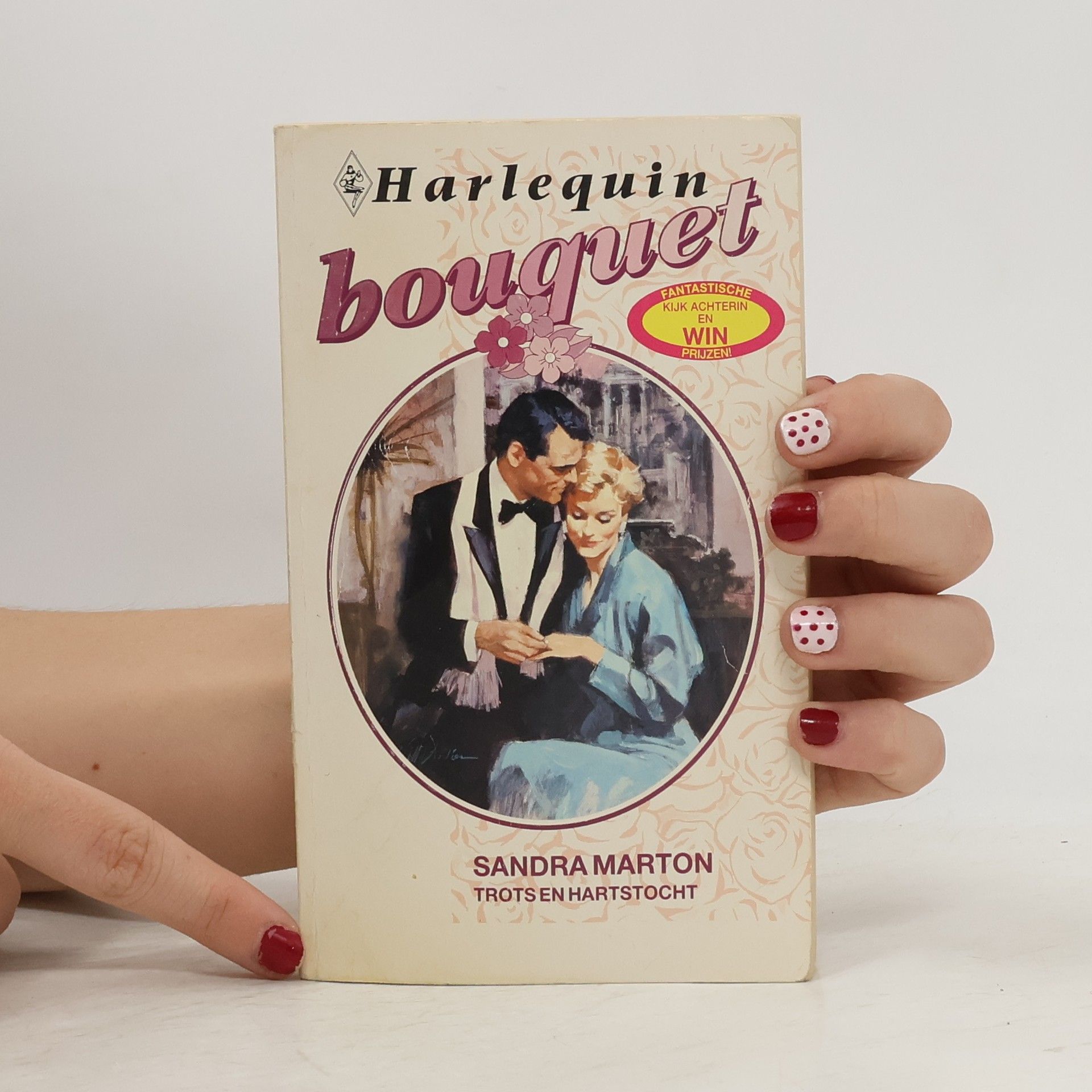 Sandra Marton Harlequin Bouquet - 1396: Trots en hartstocht