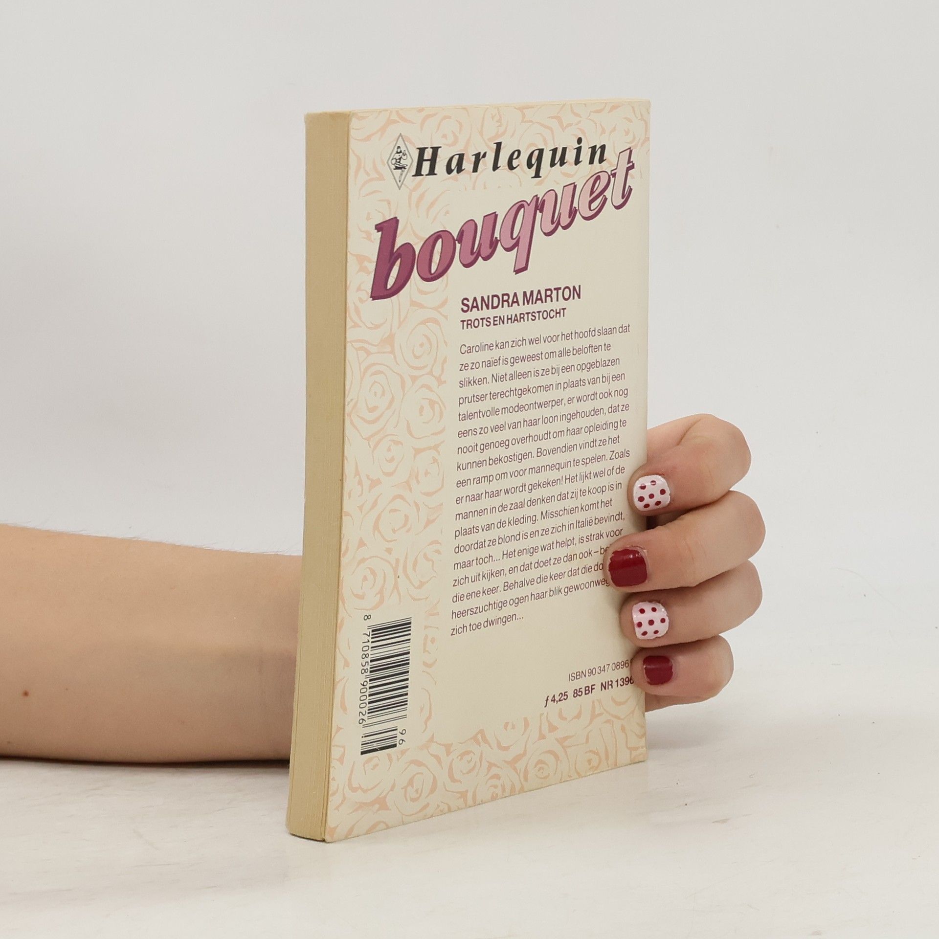 Sandra Marton Harlequin Bouquet - 1396: Trots en hartstocht