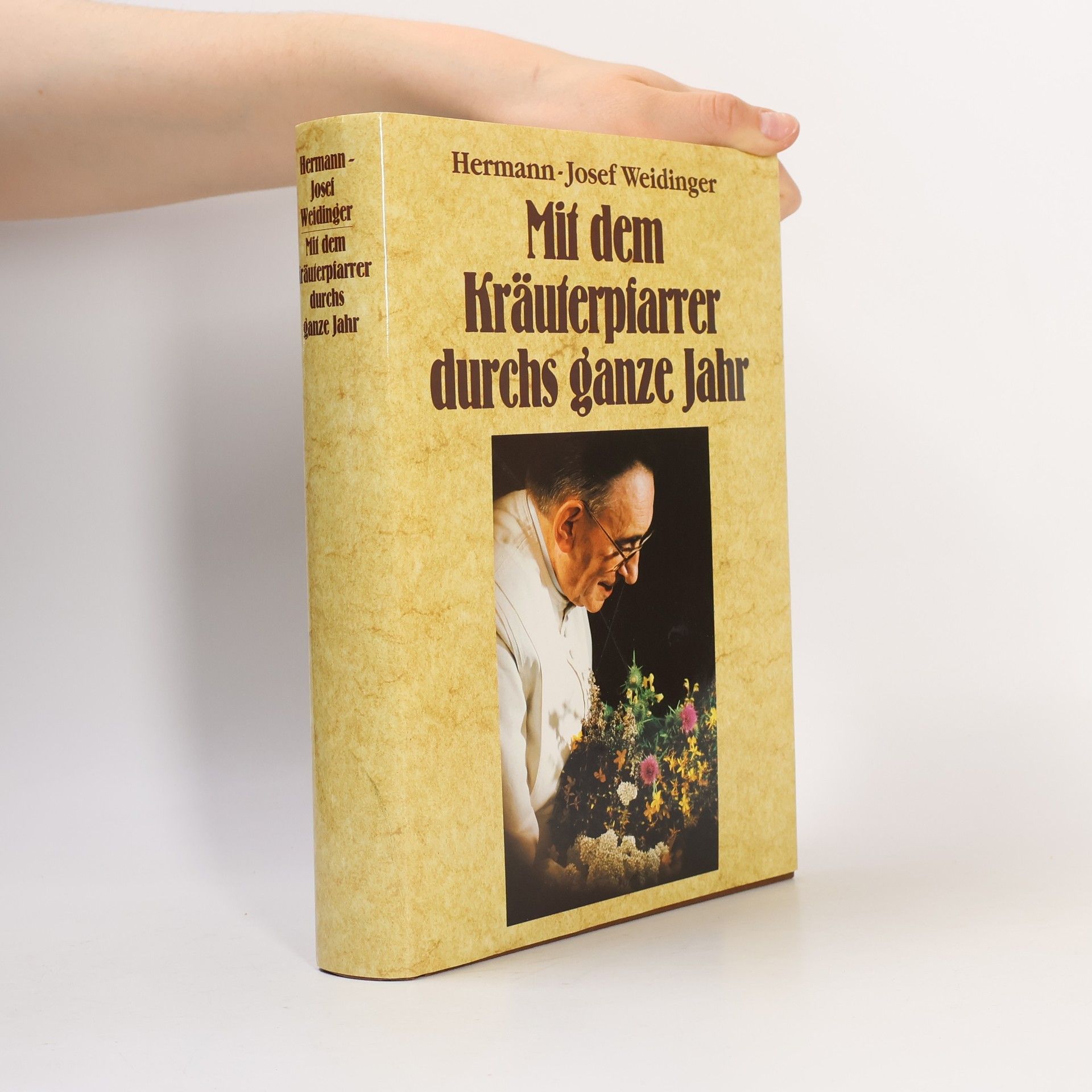 Mit dem Kräuterpfarrer durchs ganze Jahr