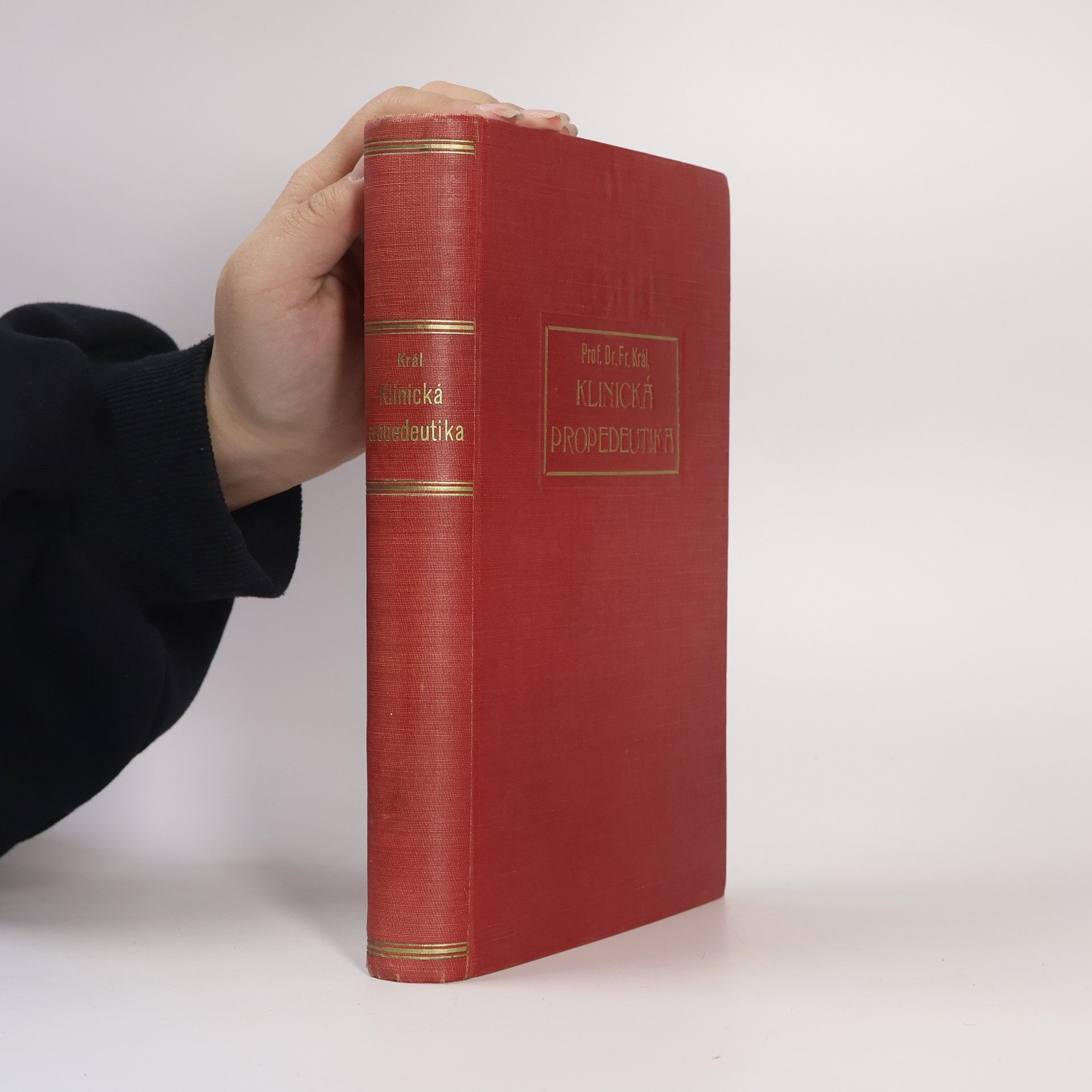 František Král Klinická propedeutika vnitřních, kožních a nervových chorob domácích zvířat