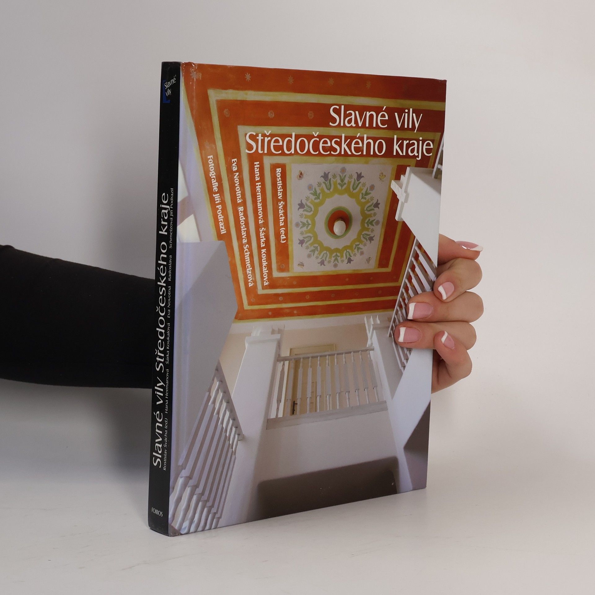 Autores varios Slavné vily Středočeského kraje