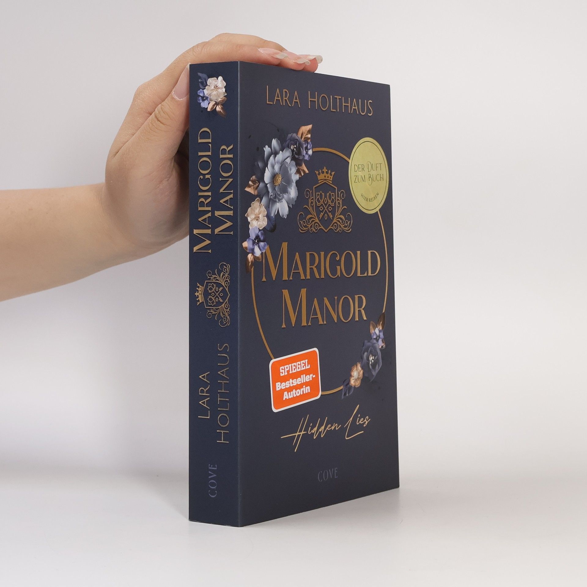 Lara Holthaus Marigold Manor 1: Hidden Lies