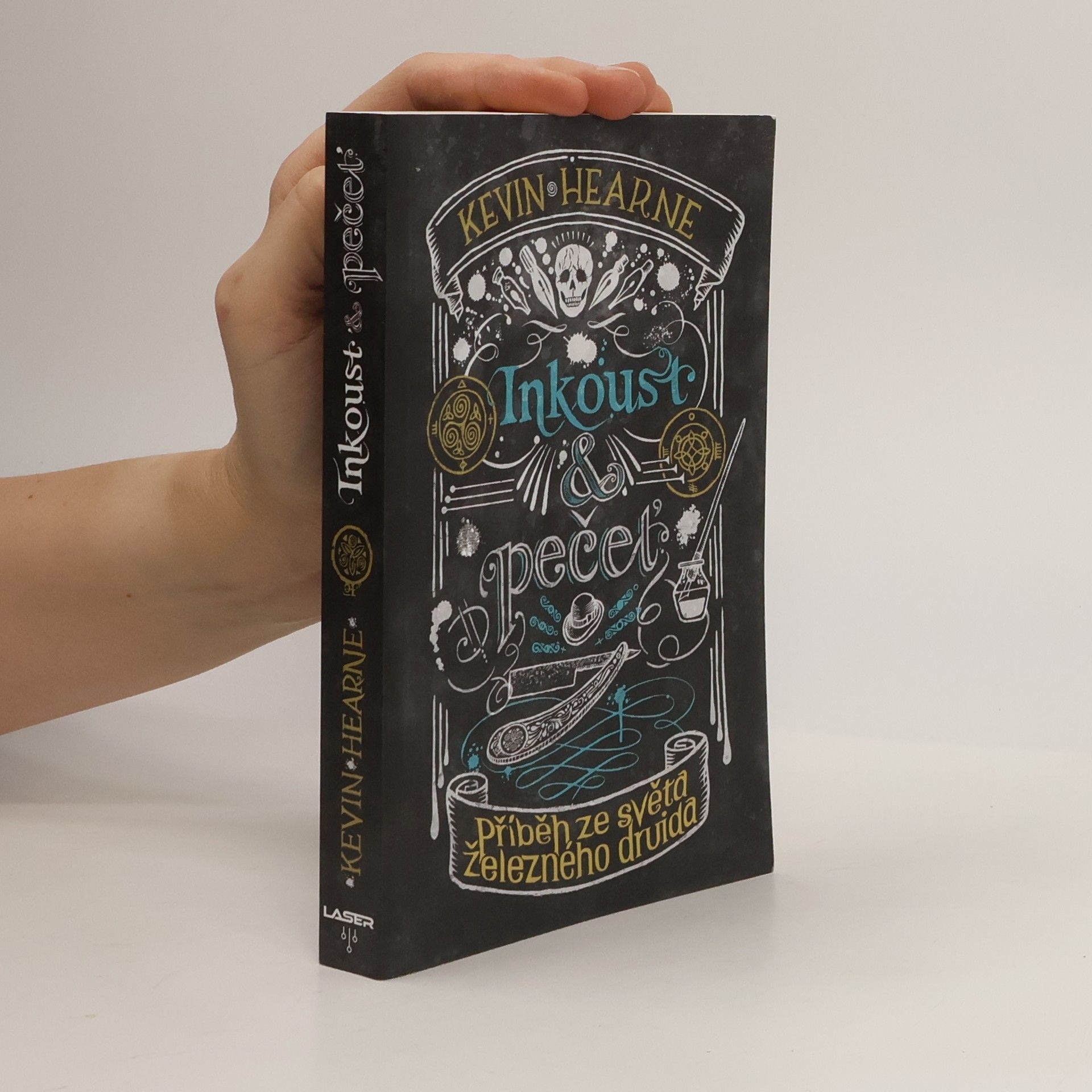 Kevin Hearne Inkoust & pečeť