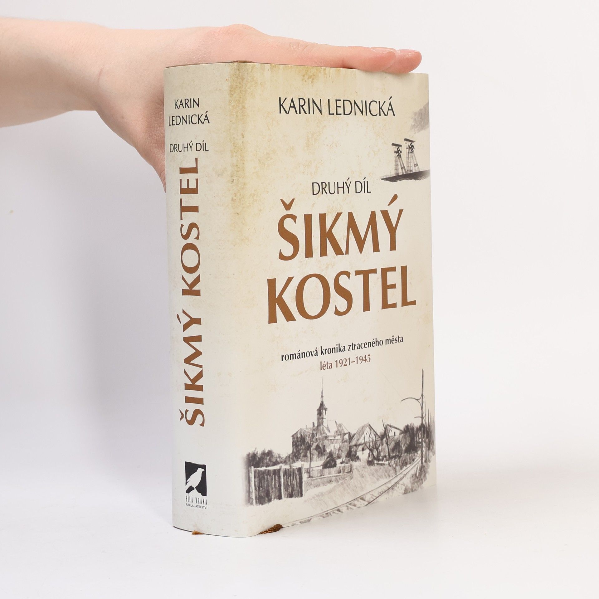 Karin Lednická Šikmý kostel 2