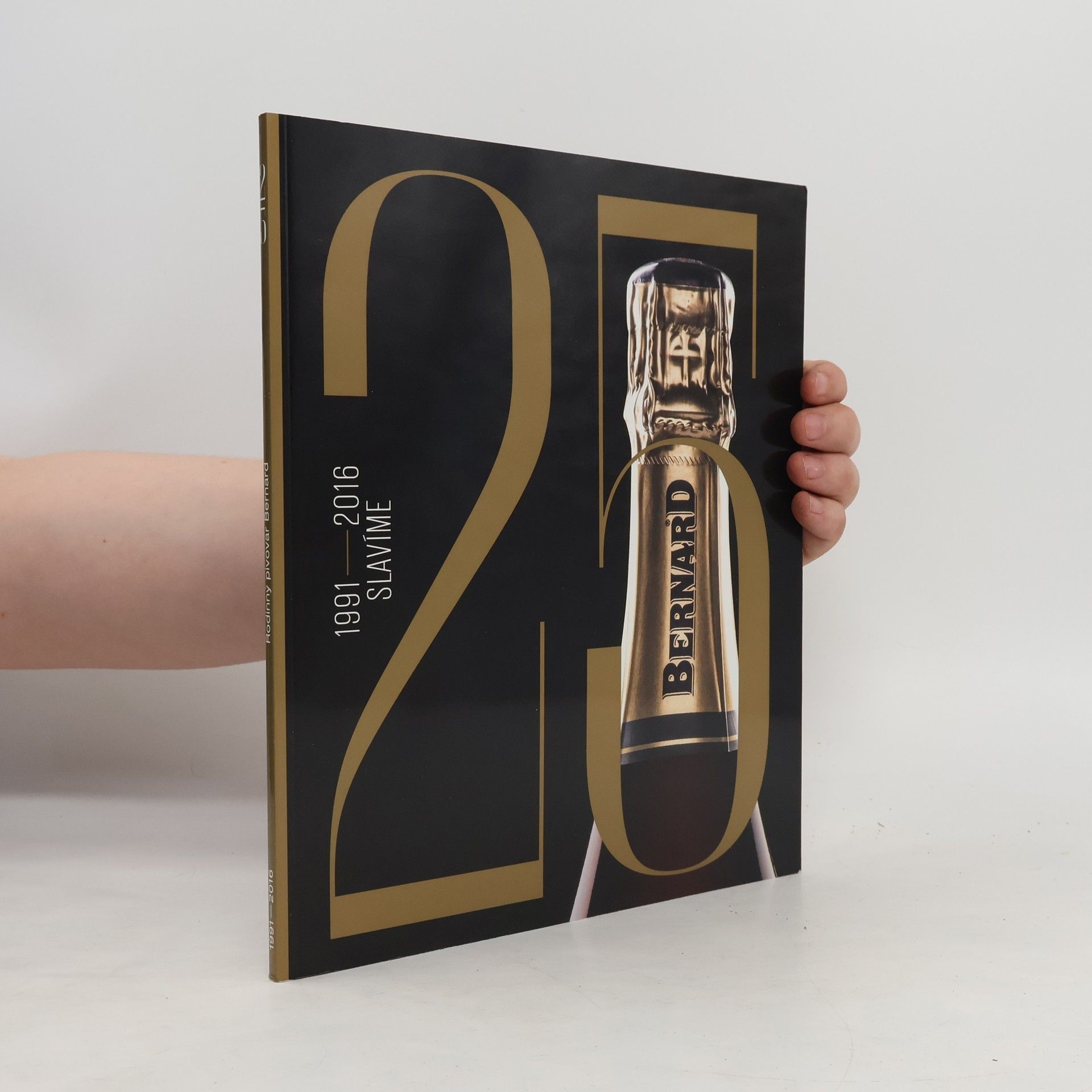 Autorenkollektiv 25 let Rodinného pivovaru Bernard