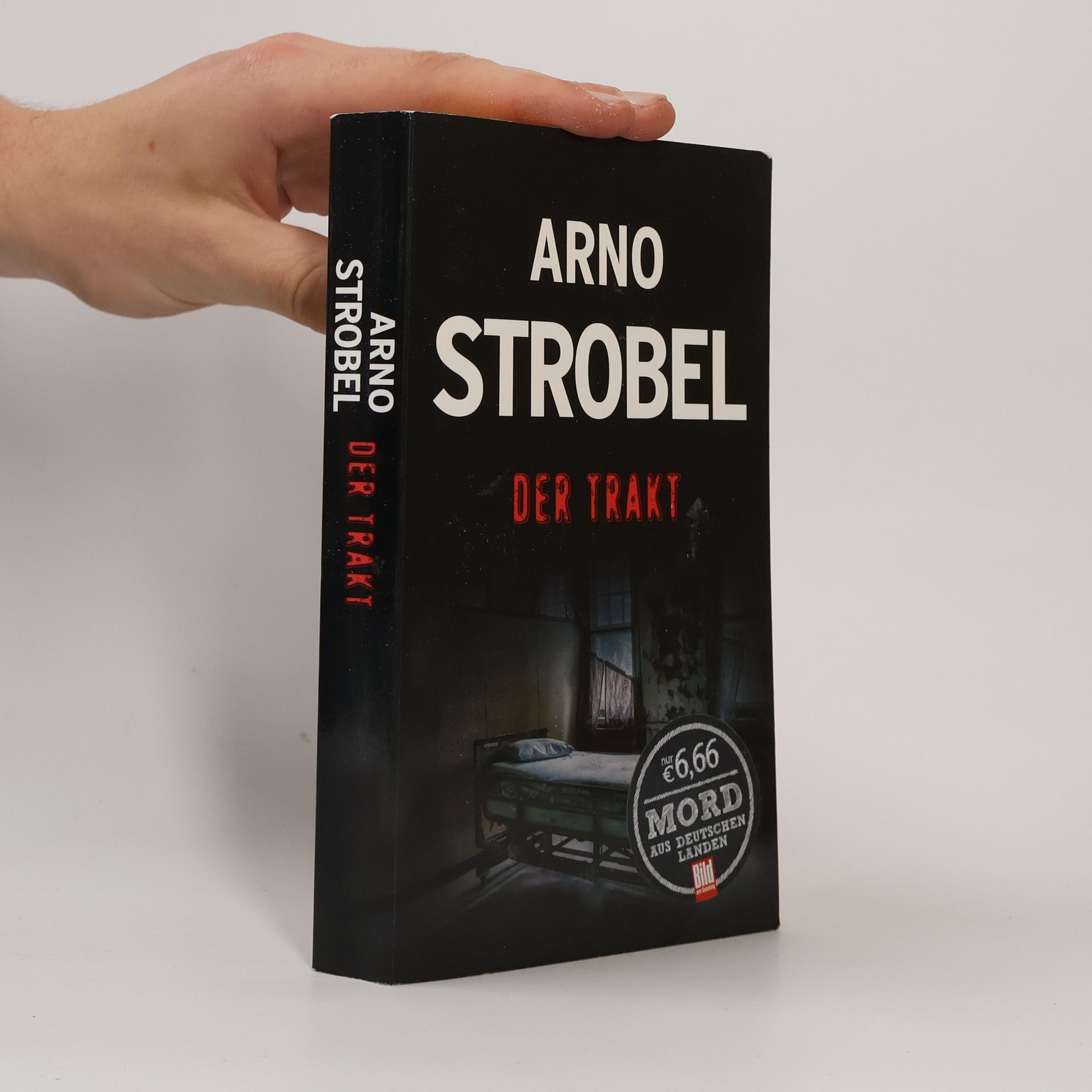 Arno Strobel Der Trakt