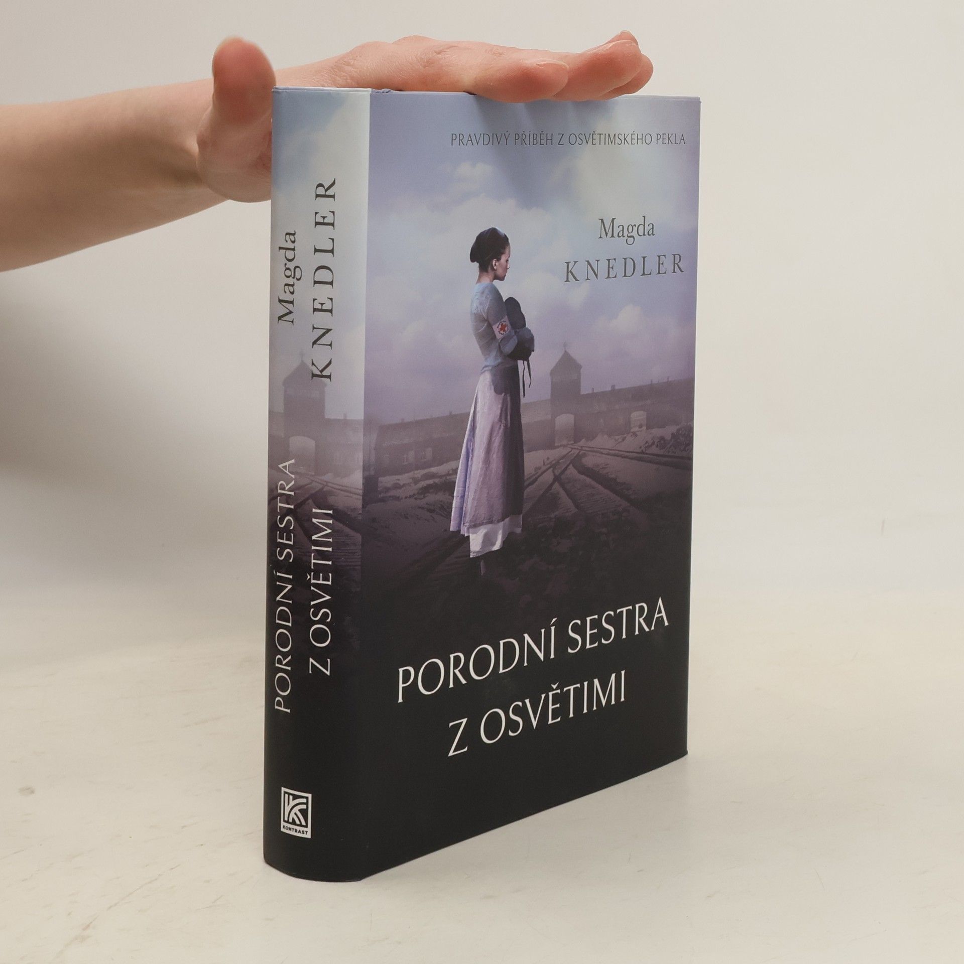 Magdalena Knedler Porodní sestra z Osvětimi