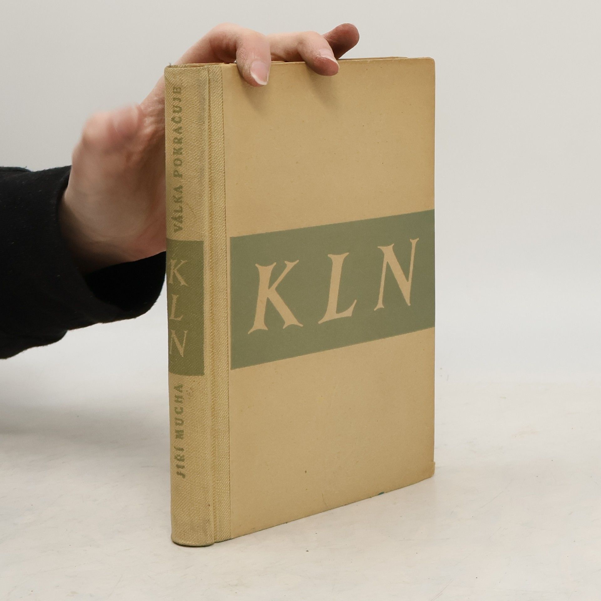 Jiří Mucha Válka pokračuje