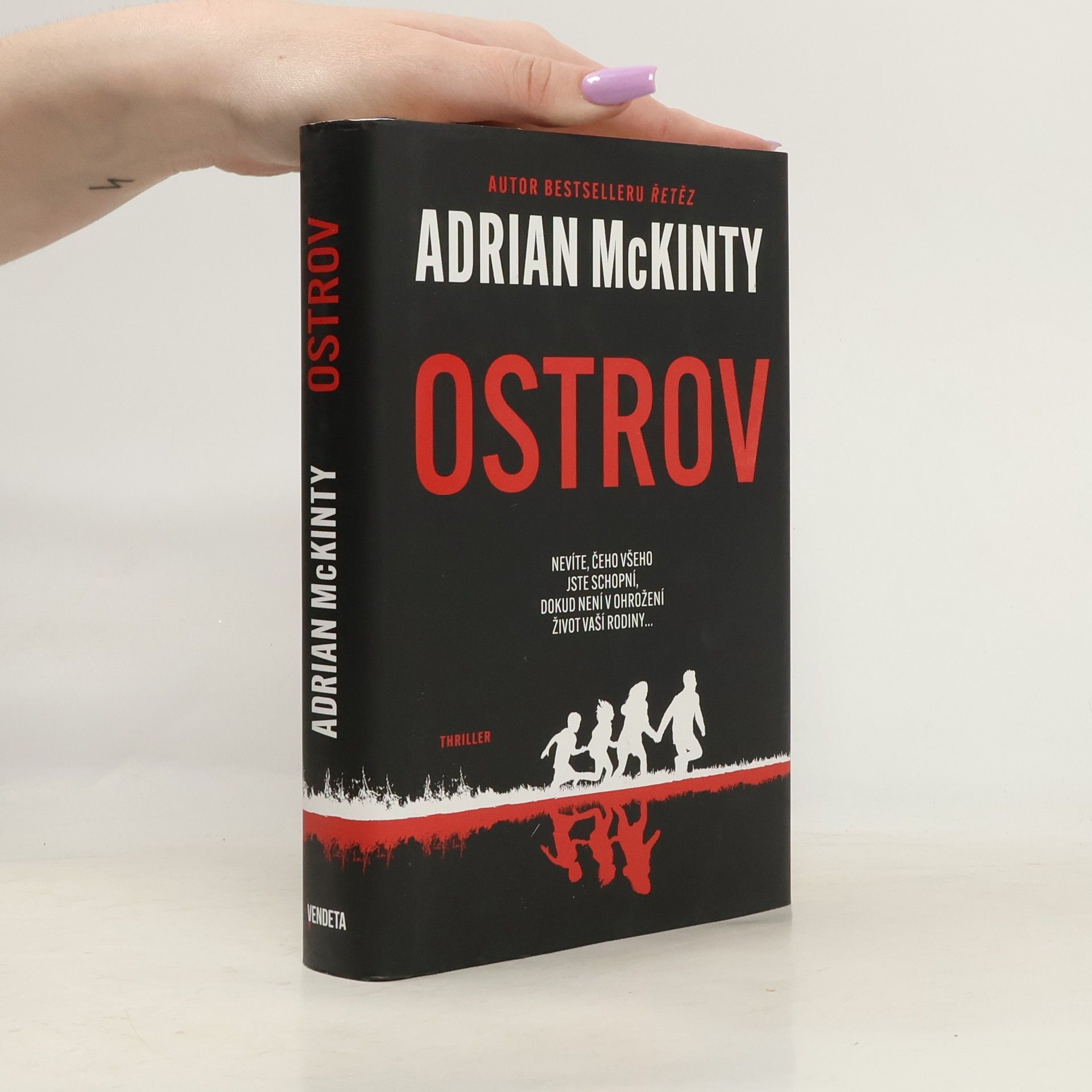 Adrian McKinty Ostrov