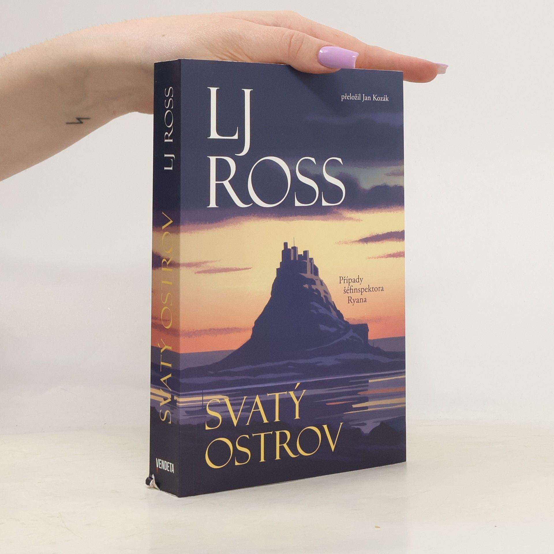 L. J. Ross Svatý ostrov