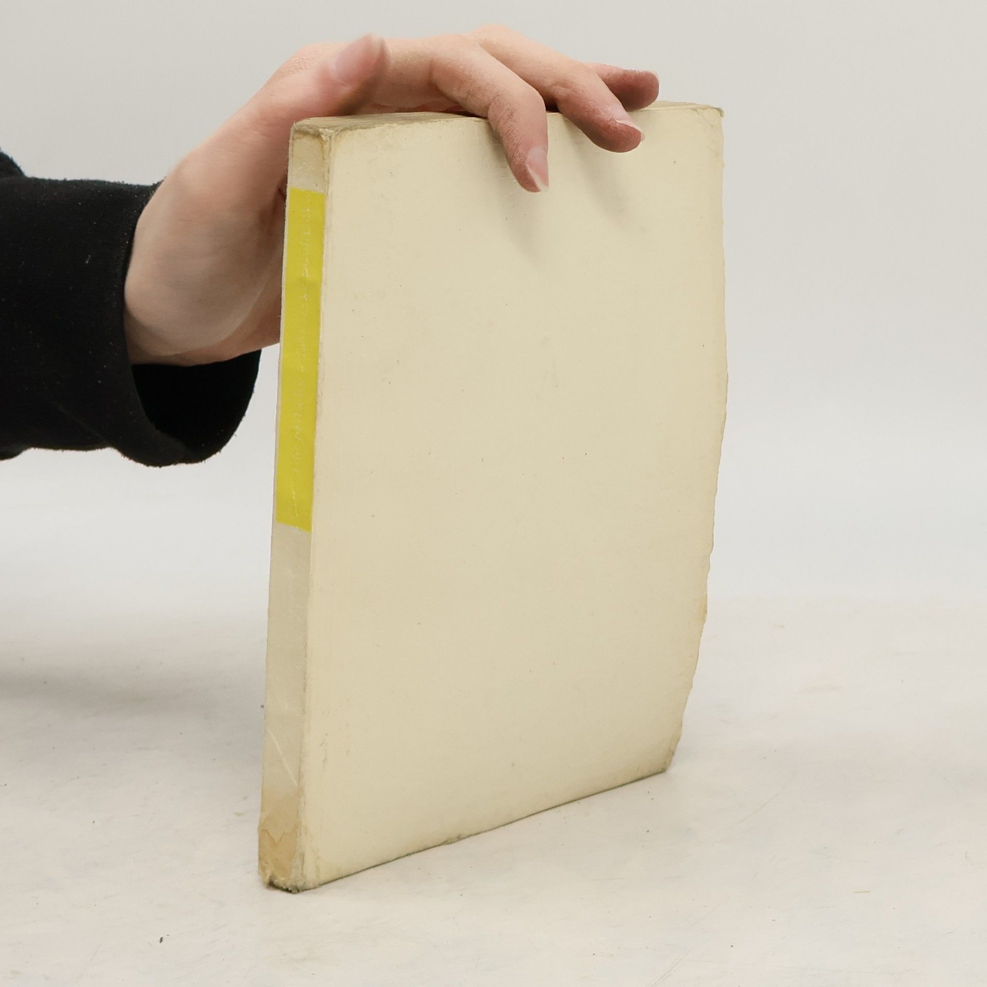 Radovan Krátký Ctnostné příběhy a taškářské povídačky. Výbor z italských novel 13.-16. věku