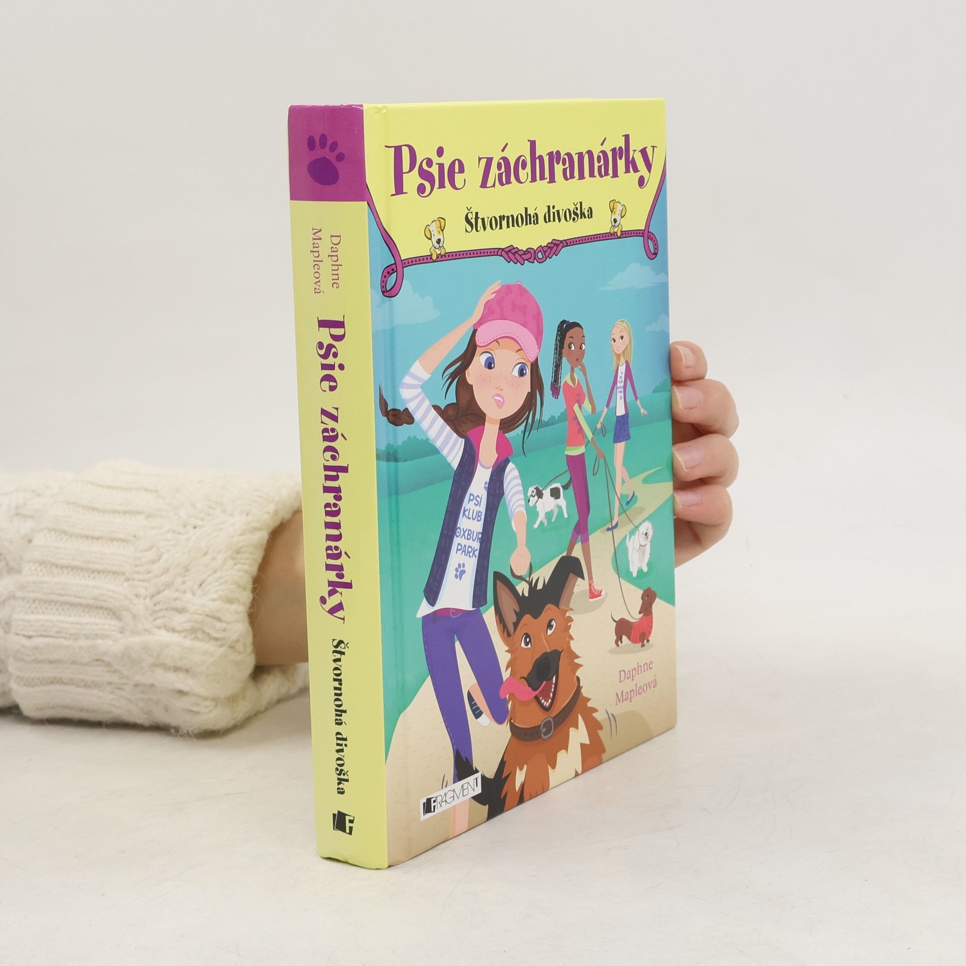 Daphne Maple Štvornohá divoška