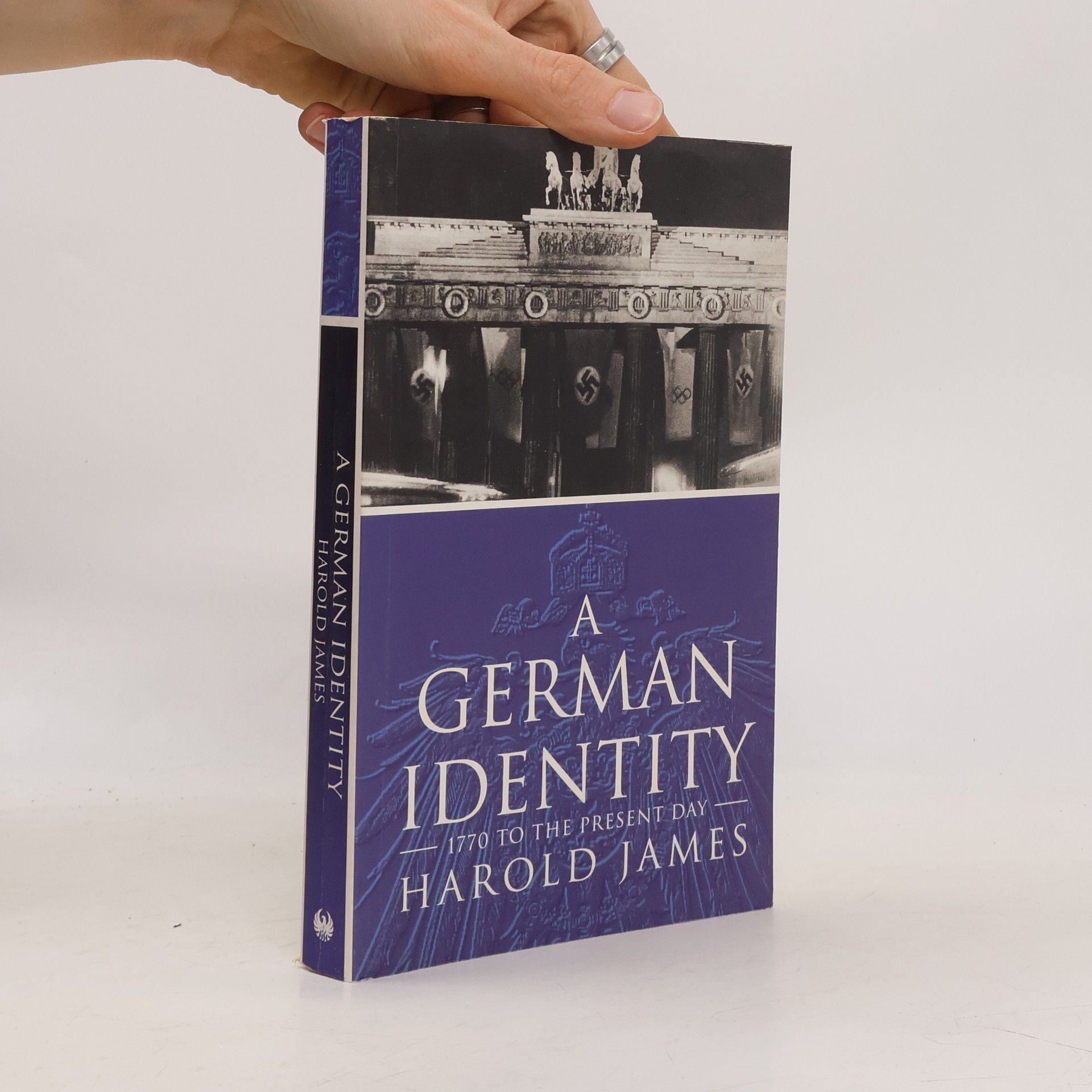 Harold James A German identity