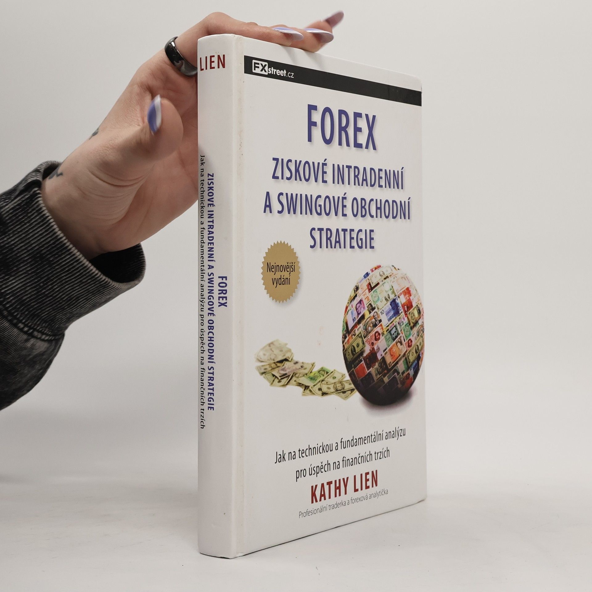 Kathy Lien Forex: Ziskové intradenní a swingové obchodní strategie