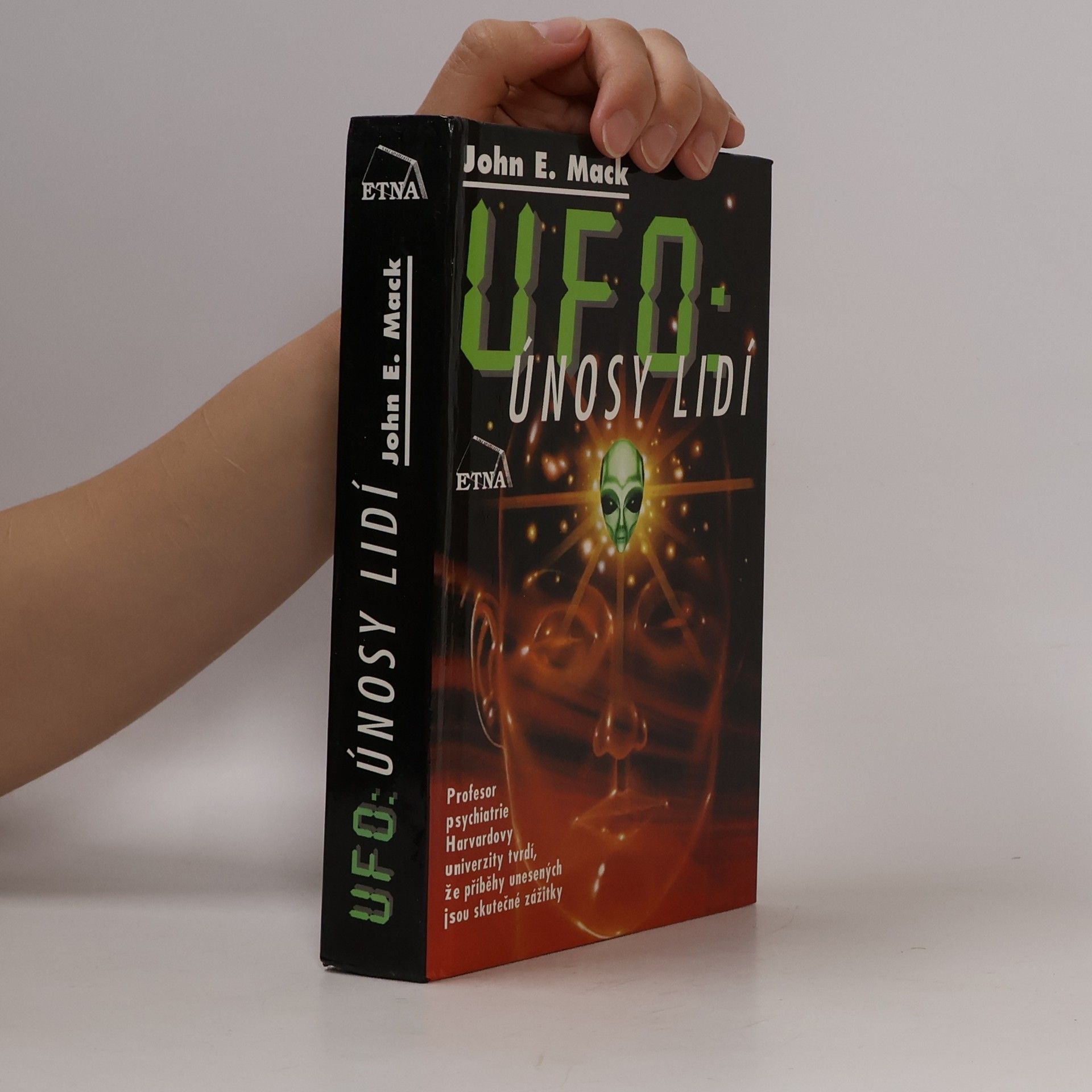 John Edward Mack UFO - Únosy lidí