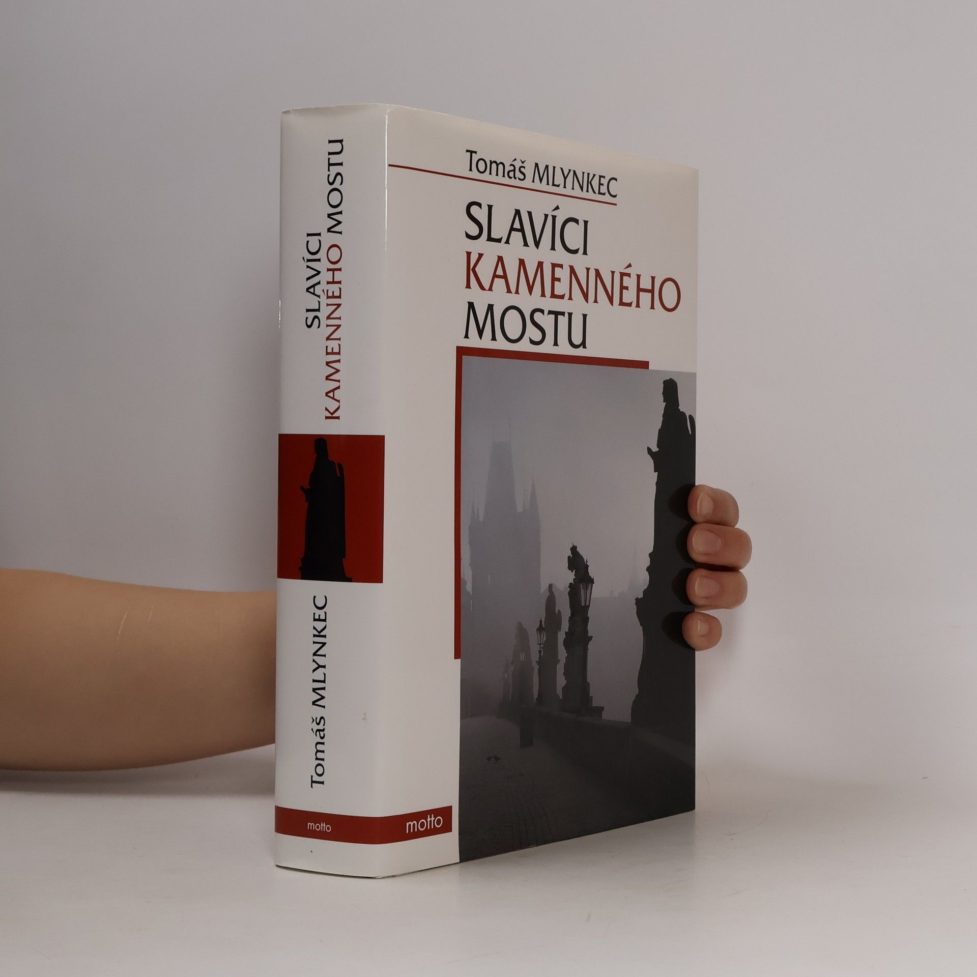 Tomáš Mlynkec Slavíci kamenného mostu