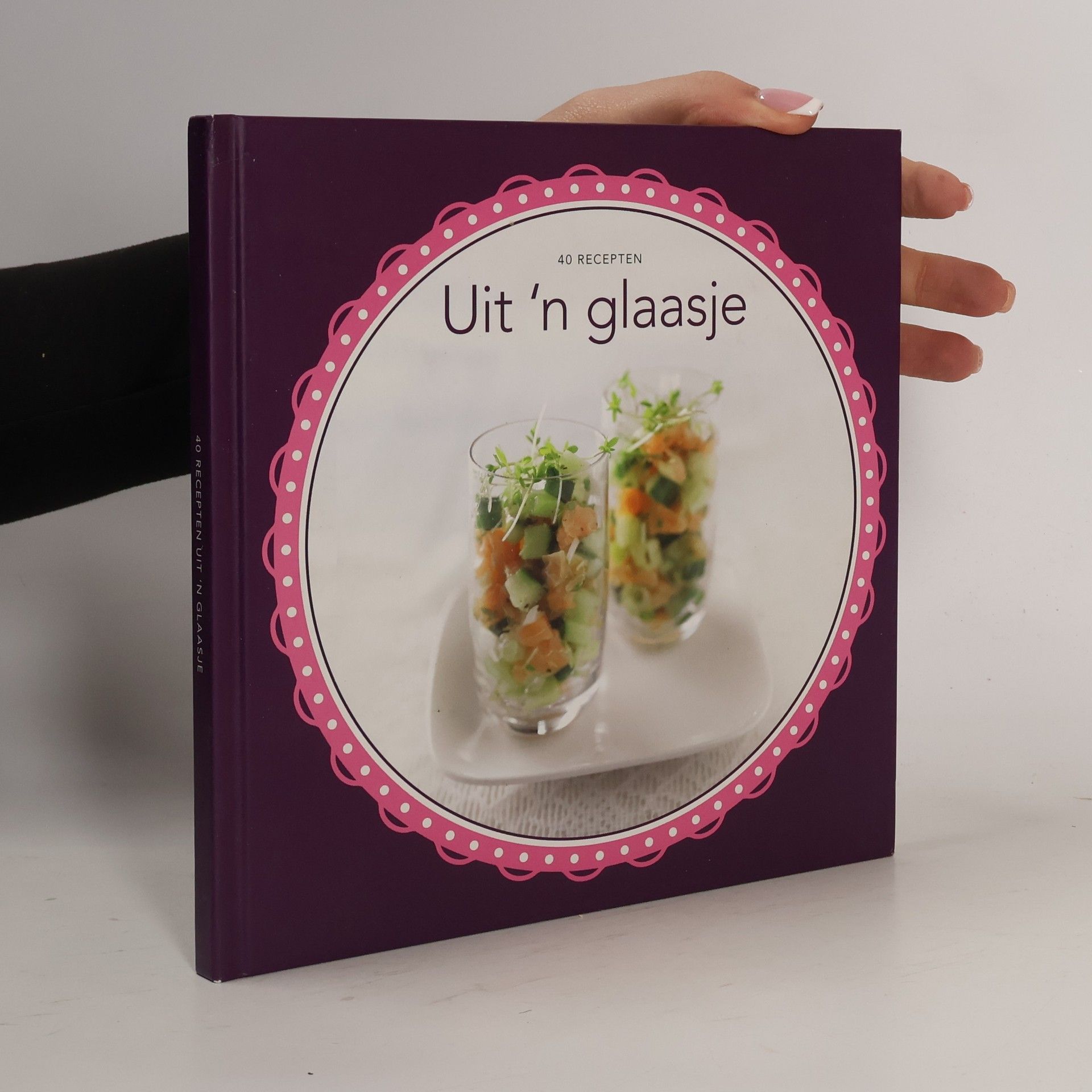 Djoni Makkink Uit 'n glaasje