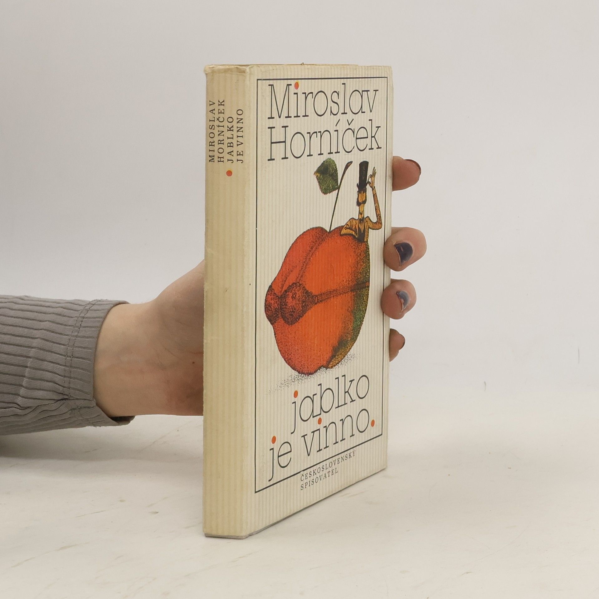 Miroslav Horníček Jablko je vinno