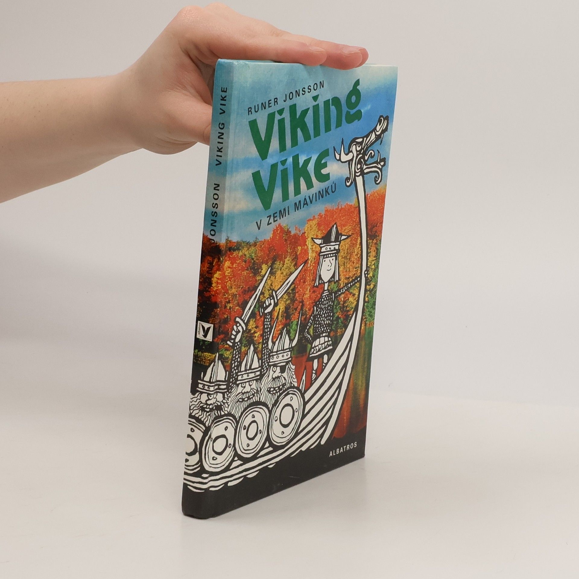 Viking Vike v zemi Mávinků