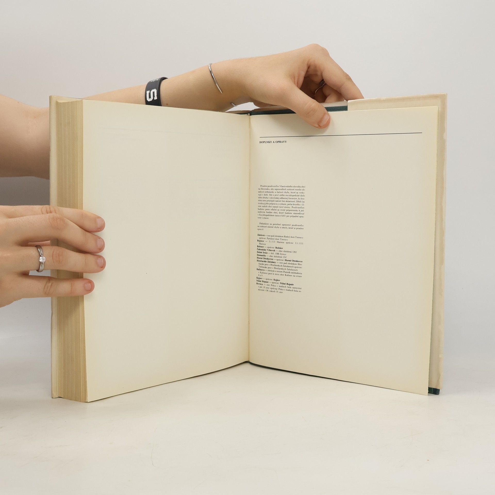 Various authors Vlastivedný slovník obcí na Slovensku III.