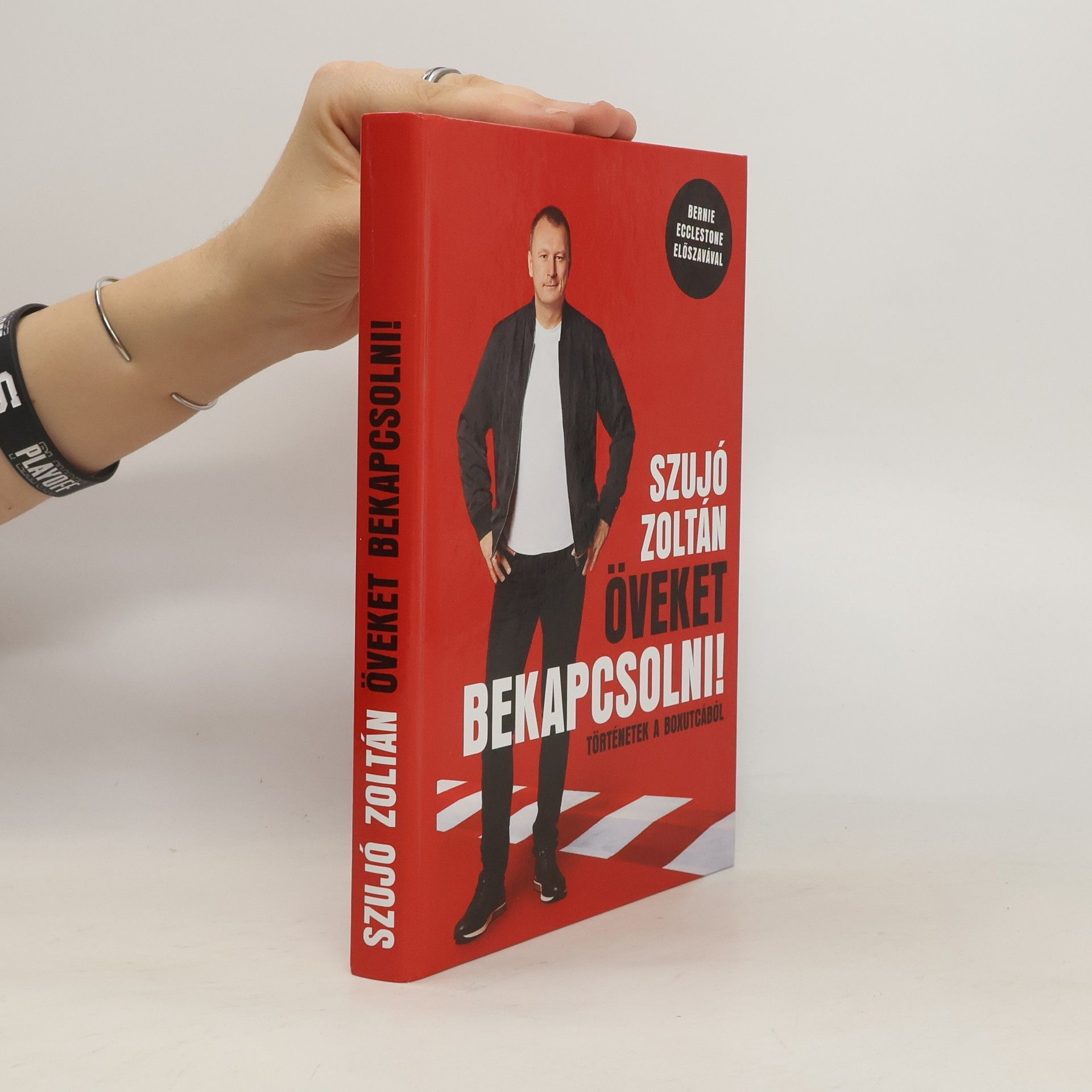 Szujó Zoltán Öveket bekapcsolni!