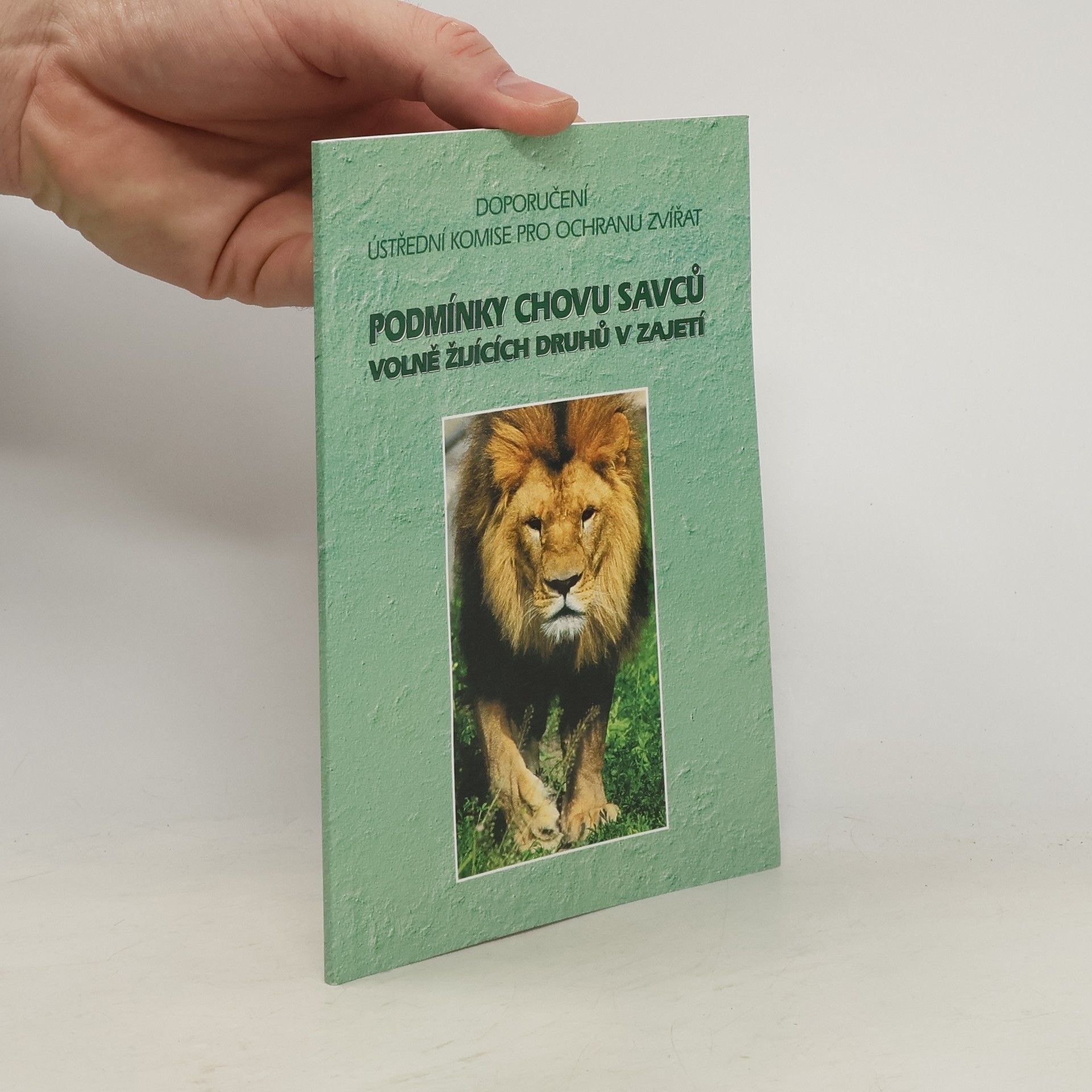 Dana Holečková Podmínky chovu savců volně žijících druhů v zajetí