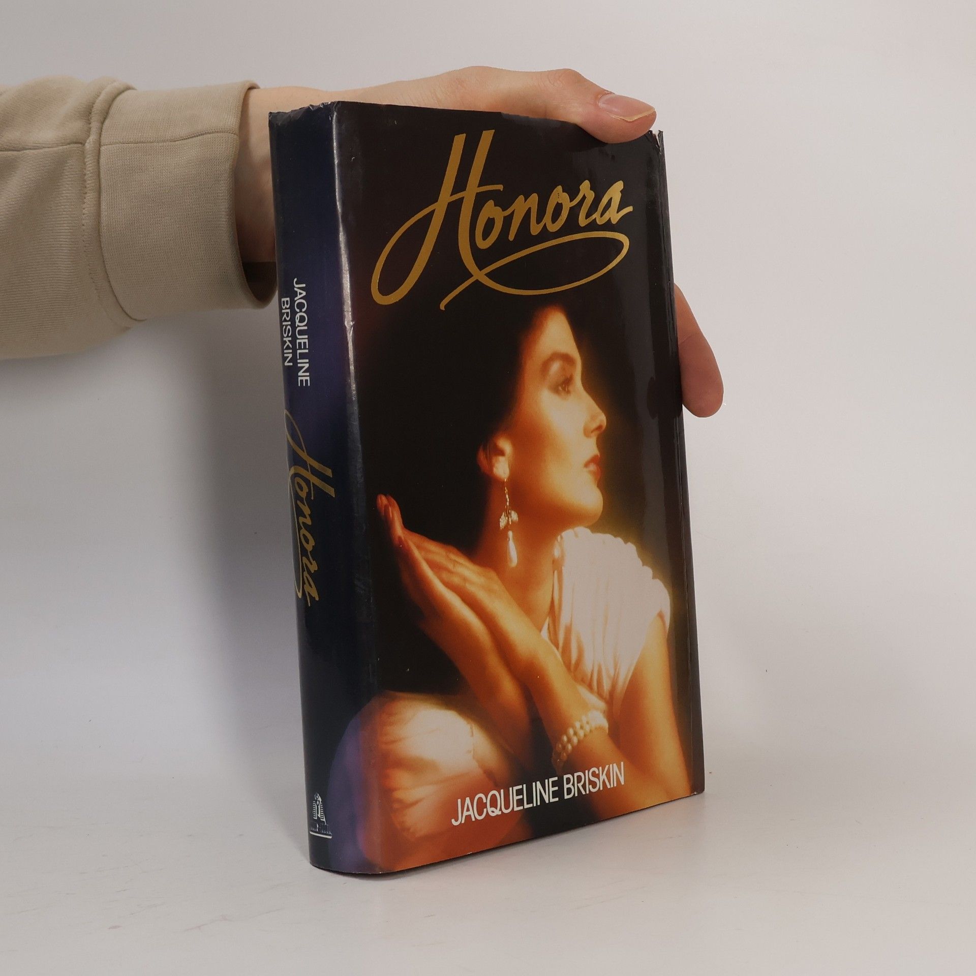 Honora