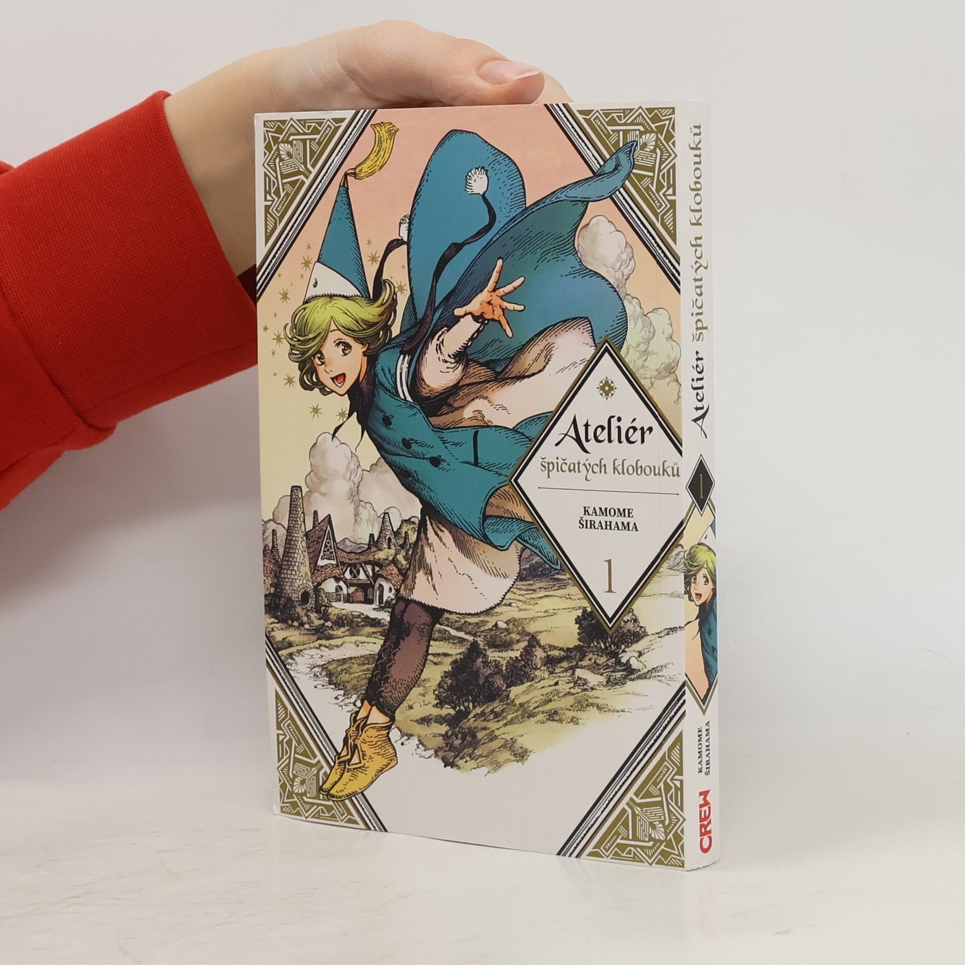 Kamome Širahama Ateliér špičatých klobouků 1